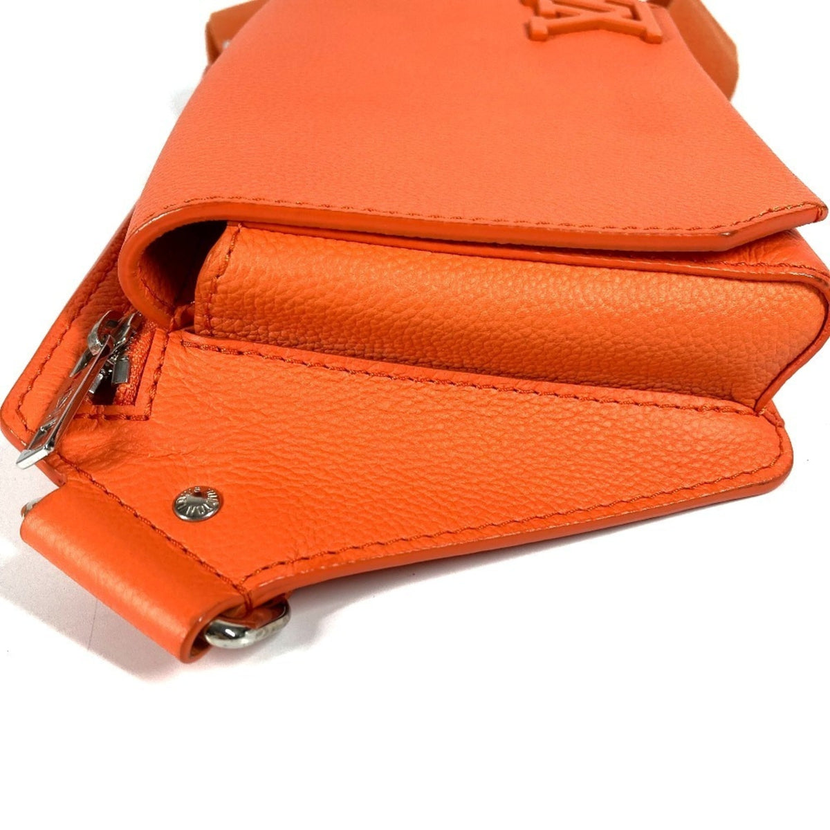 Louis Vuitton Orange Leather Fanny Pack Shoulder Bag (Pre-Owned)
