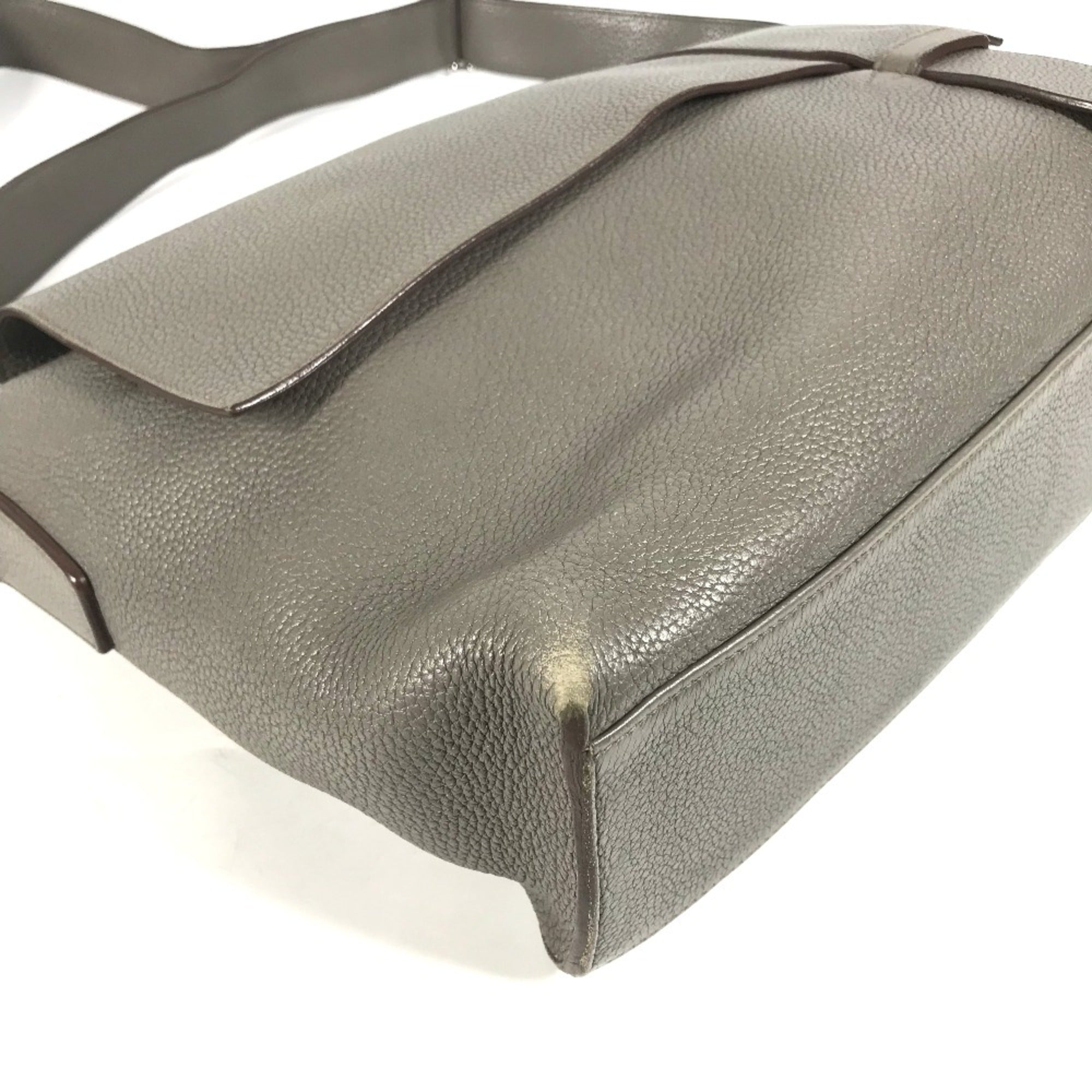Hermes Gray Leather Shoulder Bag (Pre-Owned)