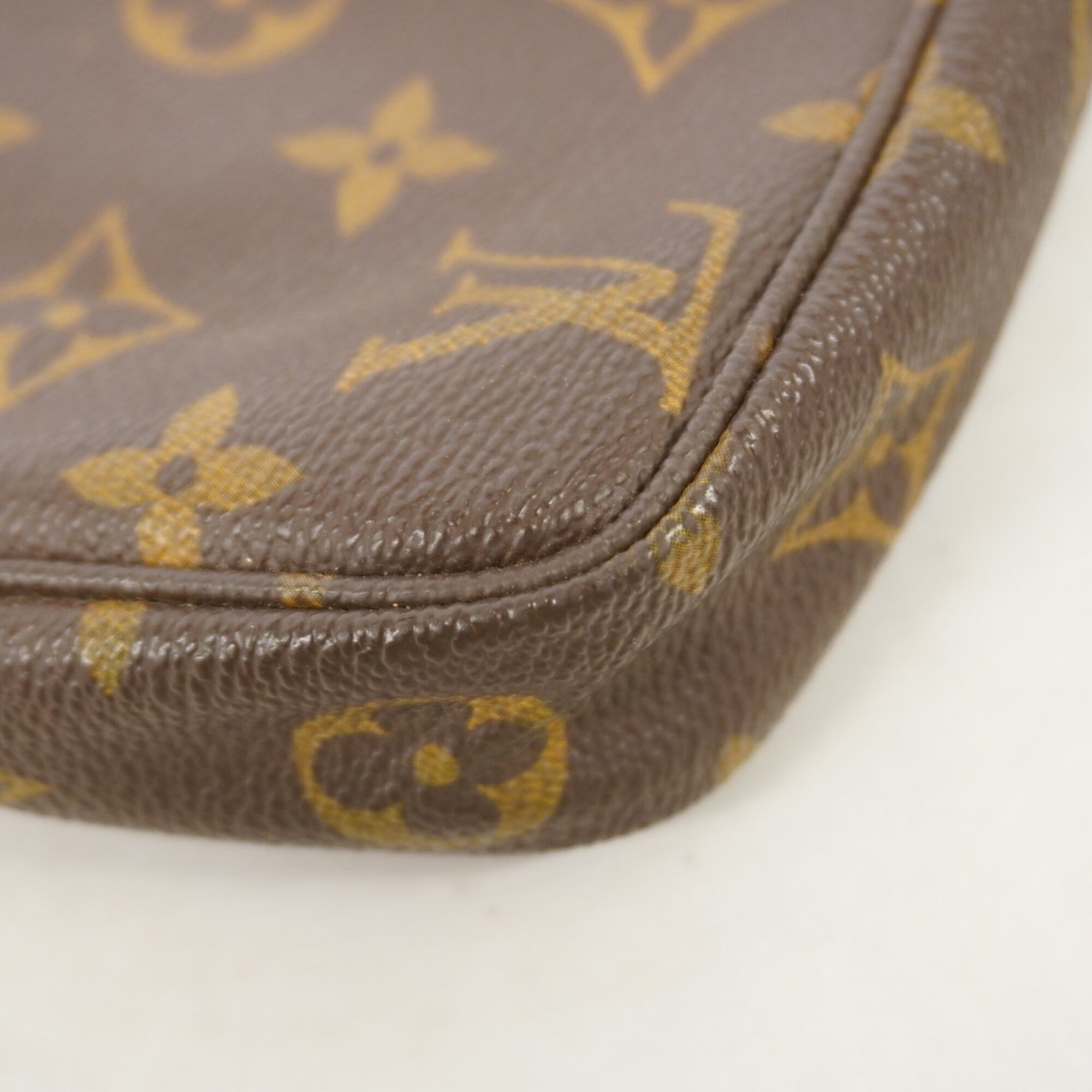 Louis Vuitton Brown Pouch (Pre-Owned)