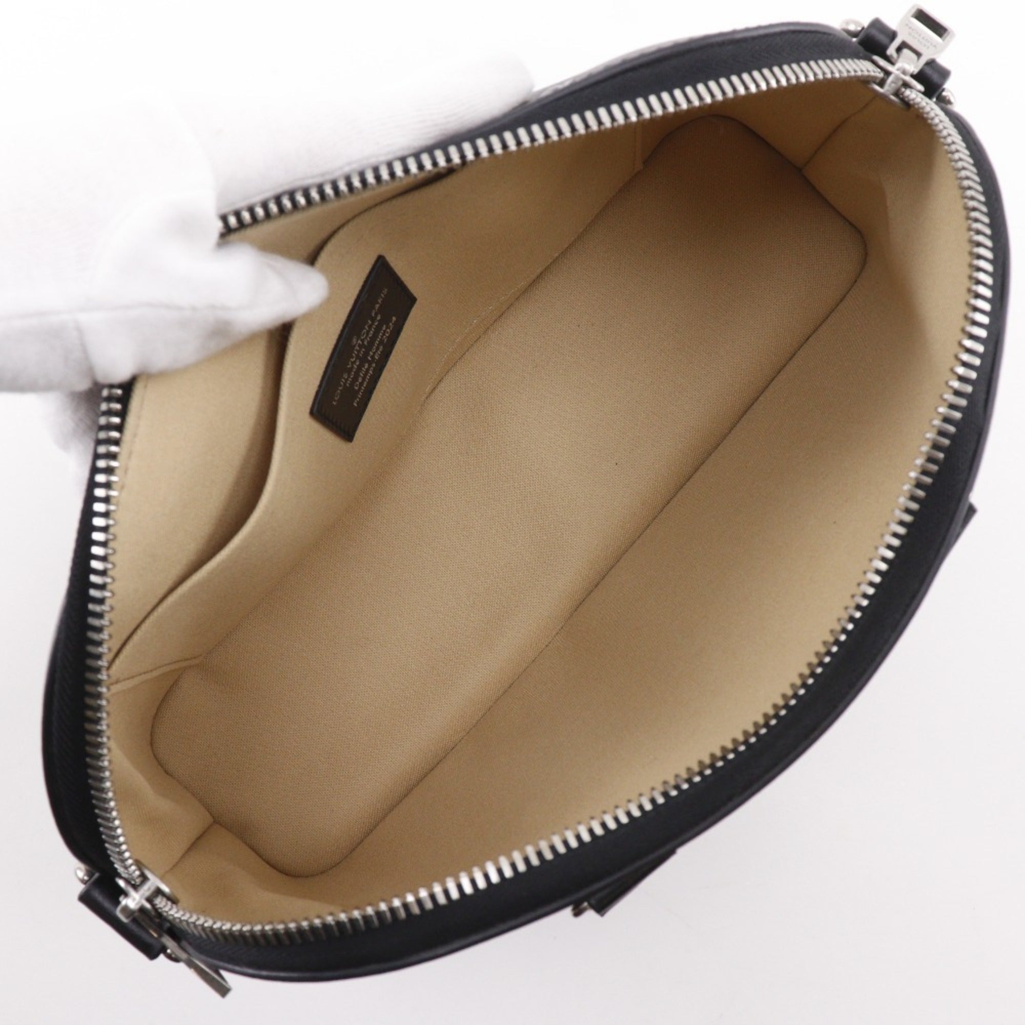 Louis Vuitton Black Leather Handbag (Pre-Owned)