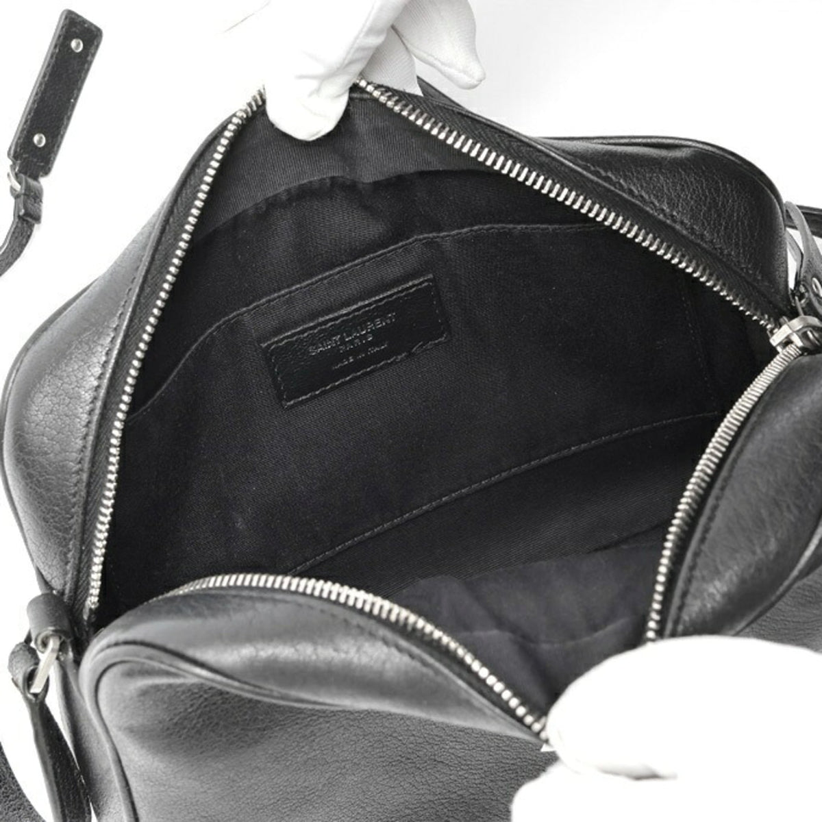 Saint Laurent Black Leather Shoulder Bag (Pre-Owned)
