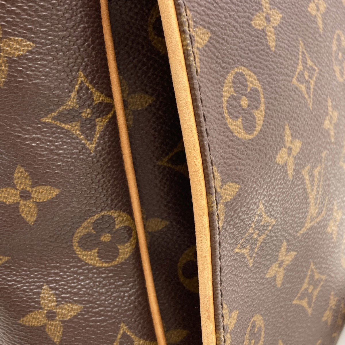 Louis Vuitton Monogram Monogram Monogram Shoulder Bag (Pre-Owned)