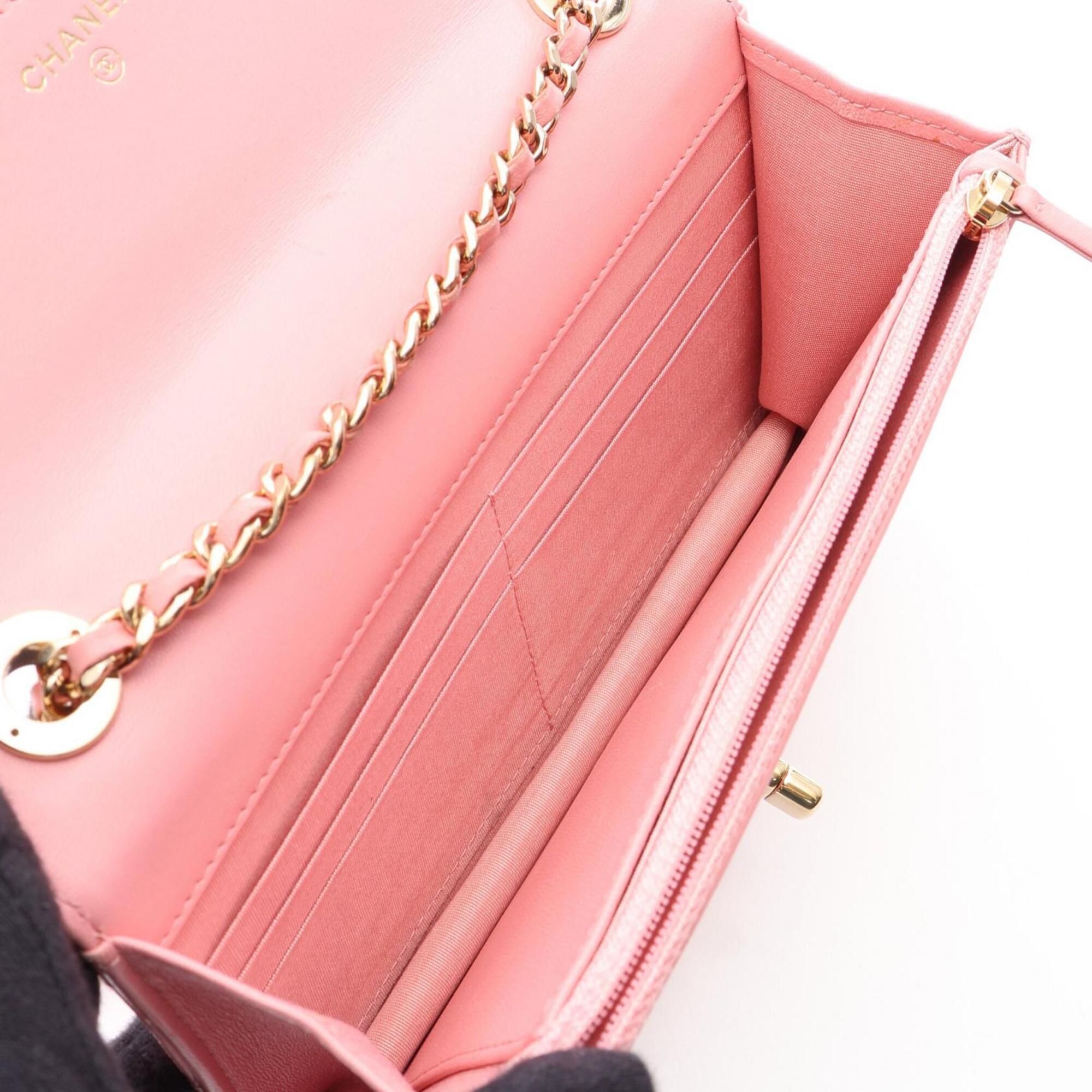 Chanel Pink Leather Handbag Shoulder Bag (Pre-Owned)