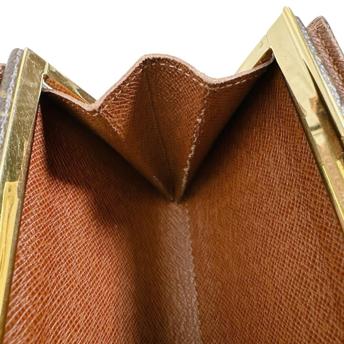Louis Vuitton Brown Monogram Monogram Wallet (Bi-Fold) (Pre-Owned)