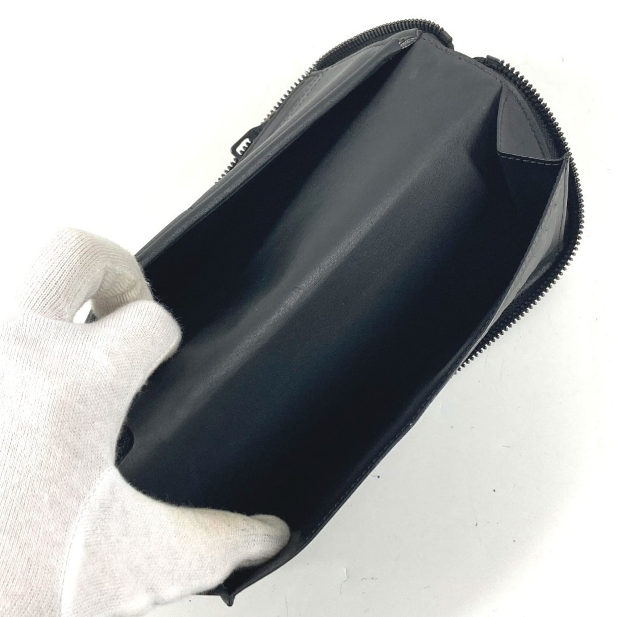 Louis Vuitton Black Long Wallet (Bi-Fold) (Pre-Owned)