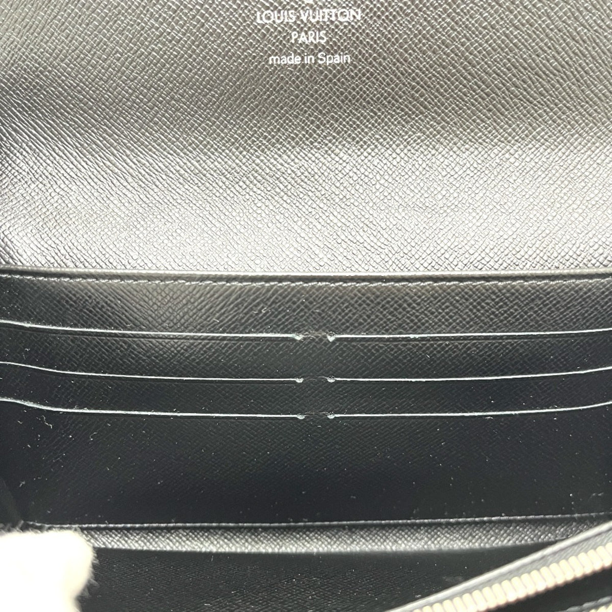 Louis Vuitton Black Epi Leather Long Wallet (Bi-Fold) (Pre-Owned)