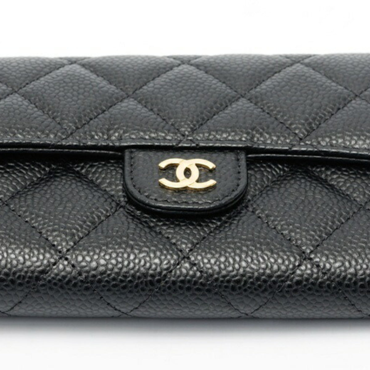 Chanel Black Grained Calfskin Wallet (Tri-Fold) (Pre-Owned)