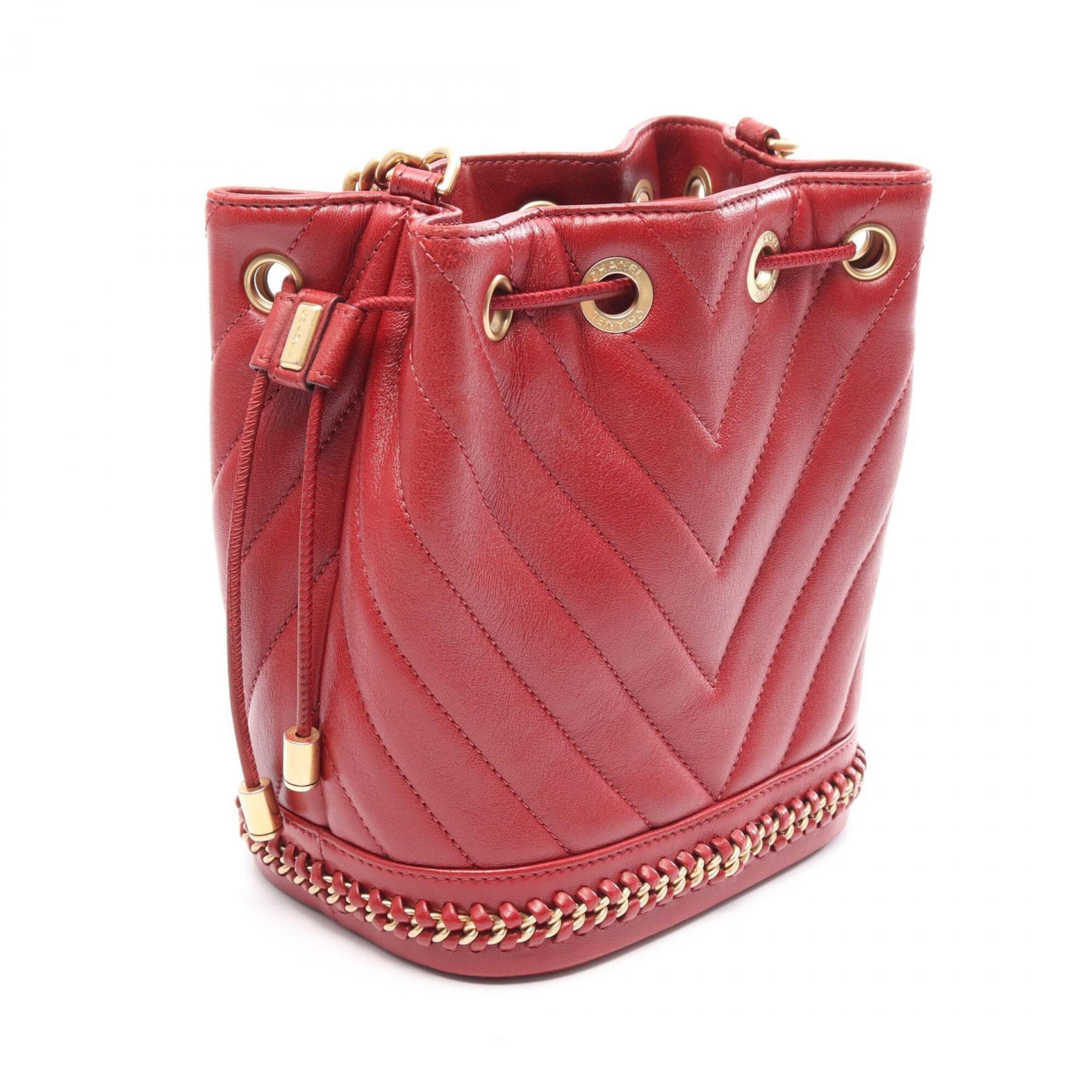 Chanel Red Color Leather Handbag Shoulder Bag (Pre-Owned)