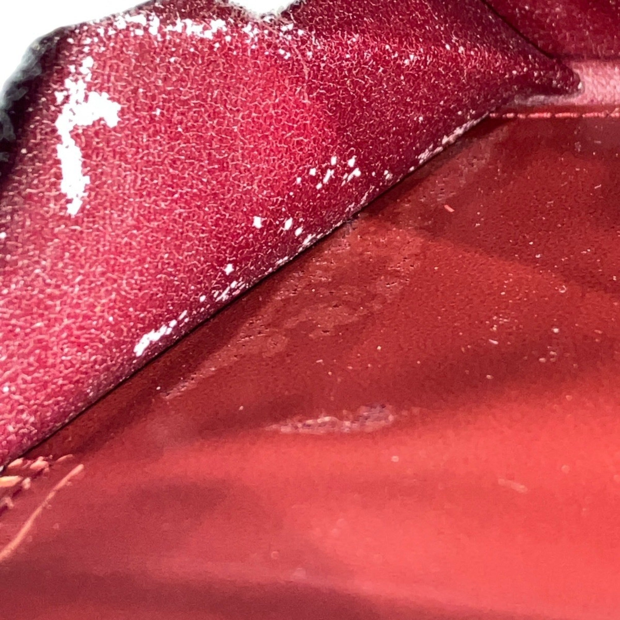 Cartier Must Red Color Leather Wallet (Bi-Fold) (Pre-Owned)