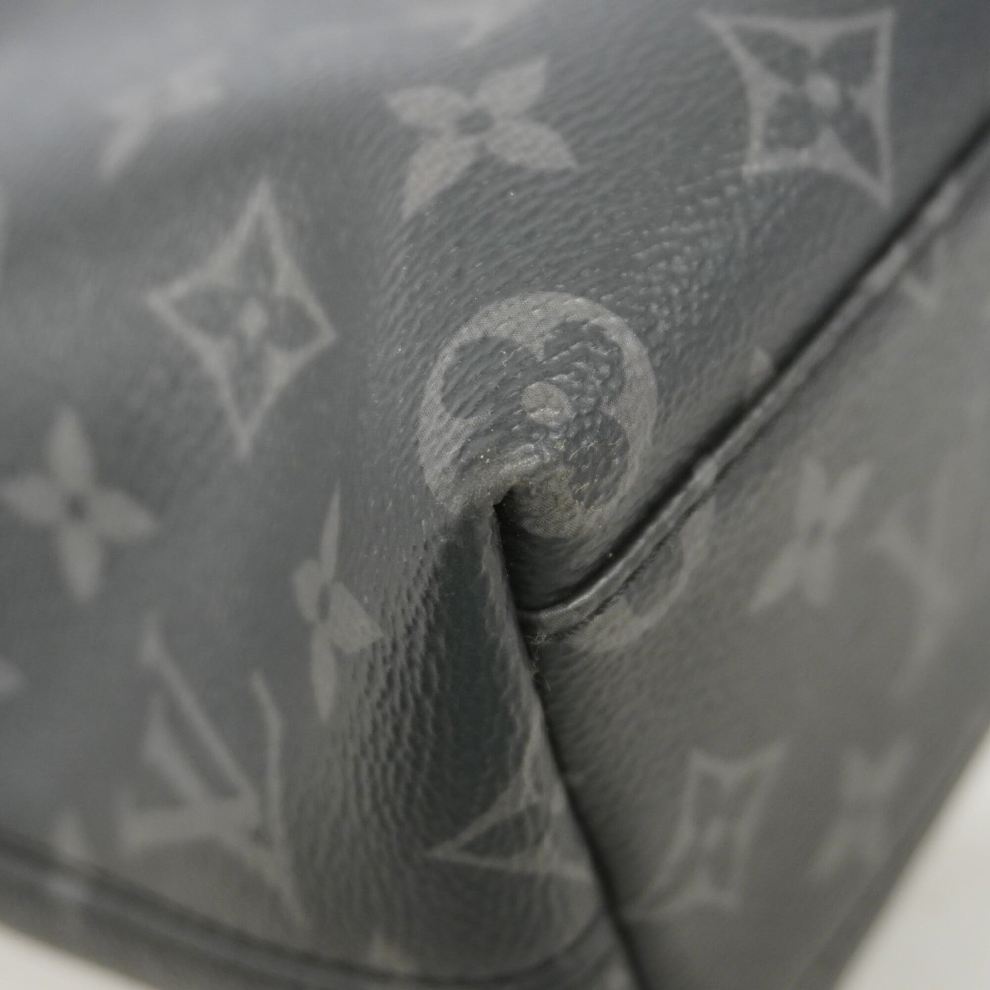 Louis Vuitton Black Tote Bag (Pre-Owned)