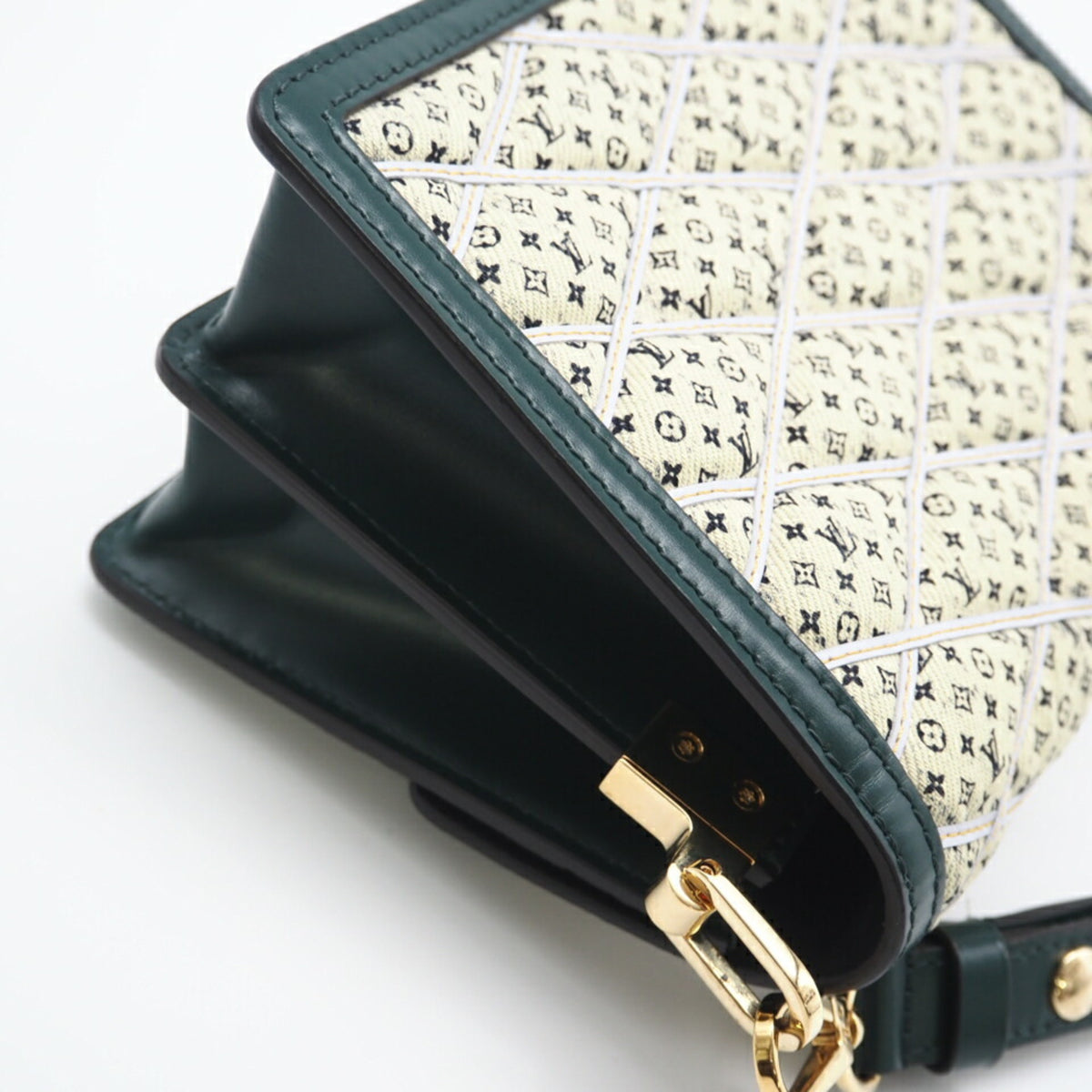 Louis Vuitton Beige Green Canvas Leather Shoulder Bag (Pre-Owned)