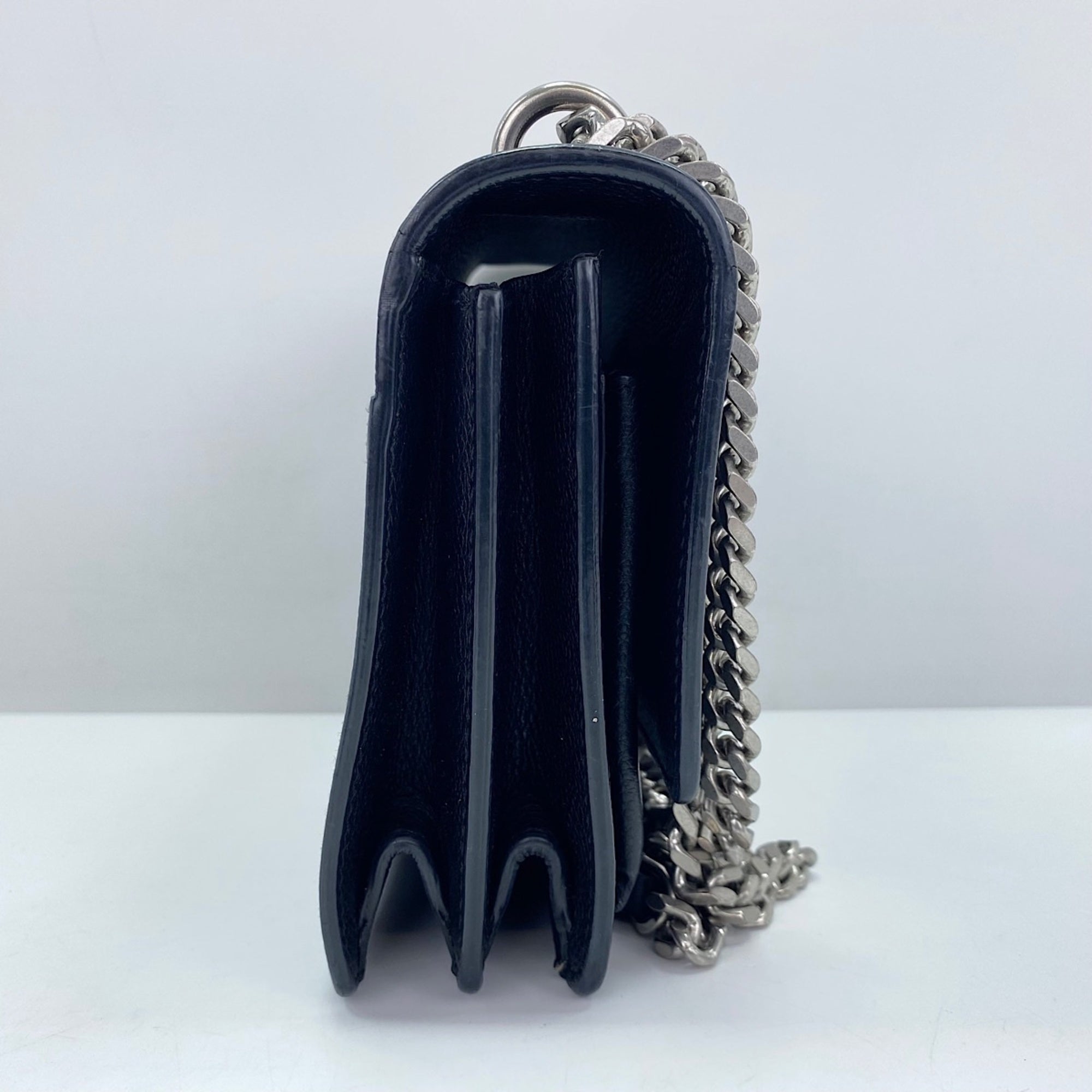 Yves Saint Laurent Black Shoulder Bag (Pre-Owned)