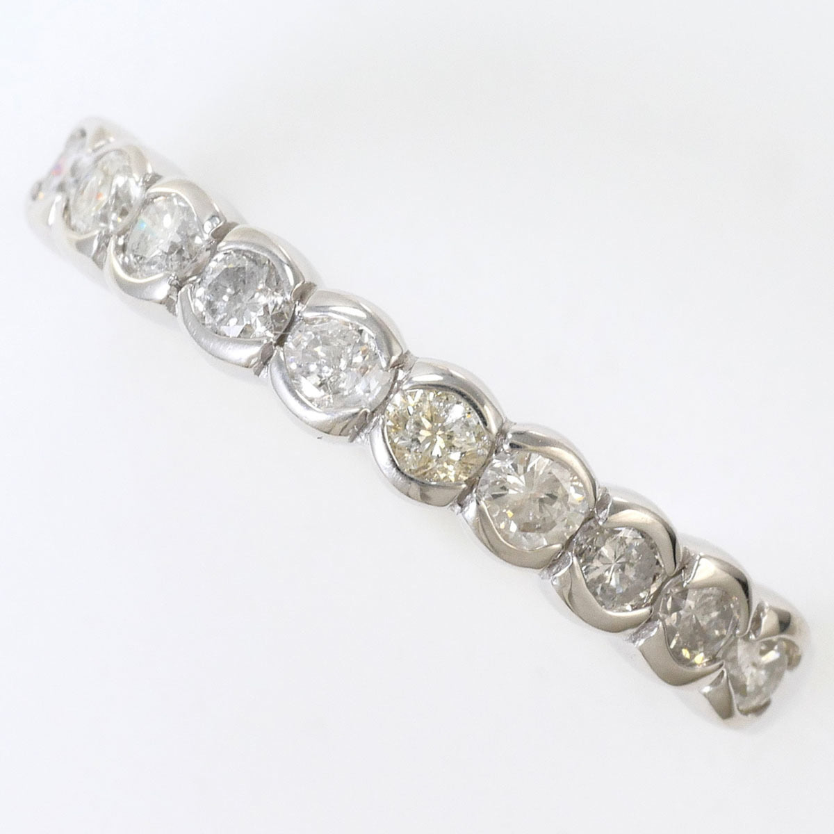 Unbranded White Gold White Gold (18K) Band Ring (Pre-Owned)