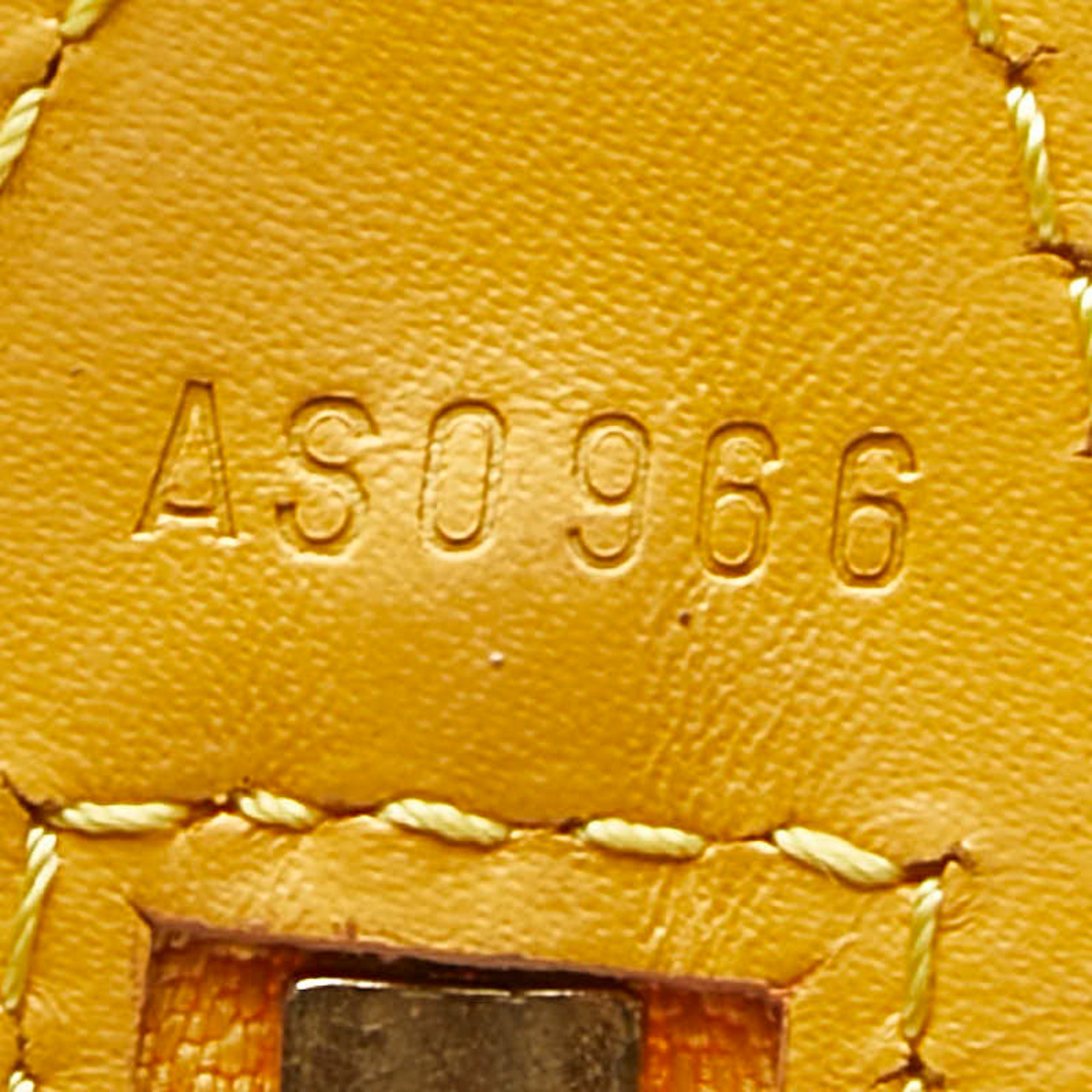 Louis Vuitton Beige Yellow Leather Shoulder Bag (Pre-Owned)