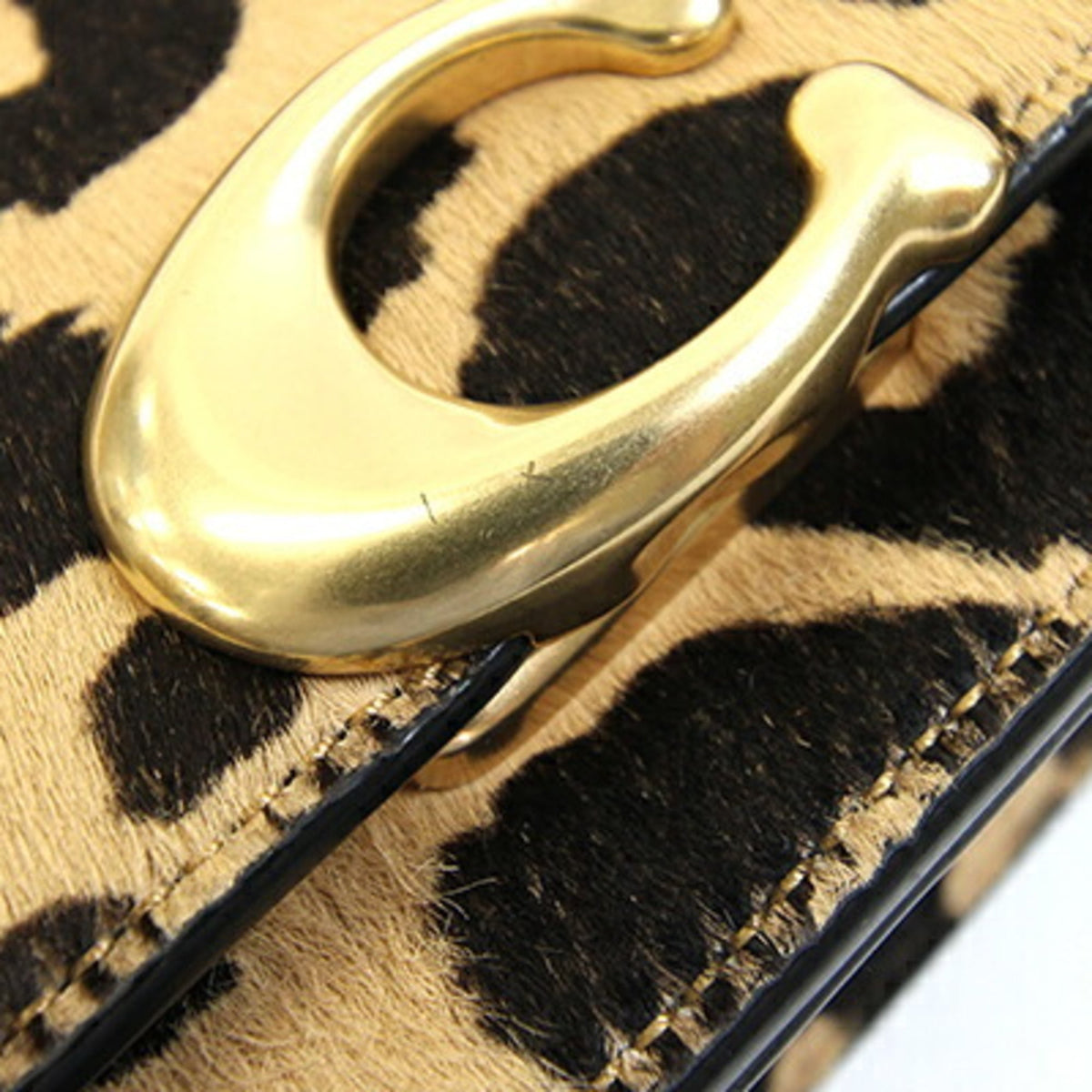 Coach Beige Black Leather Shoulder Bag (Pre-Owned)