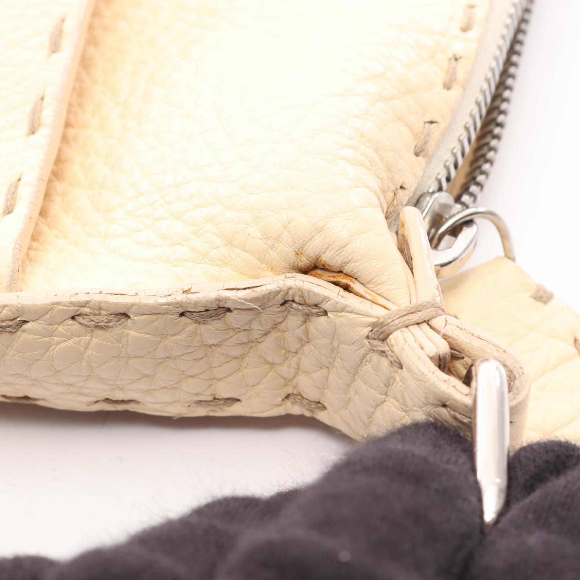 Fendi Selleria Ivory Leather Handbag Shoulder Bag (Pre-Owned)