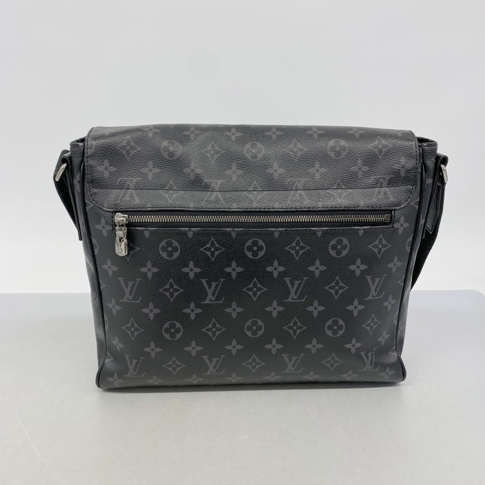 Louis Vuitton Black Shoulder Bag (Pre-Owned)