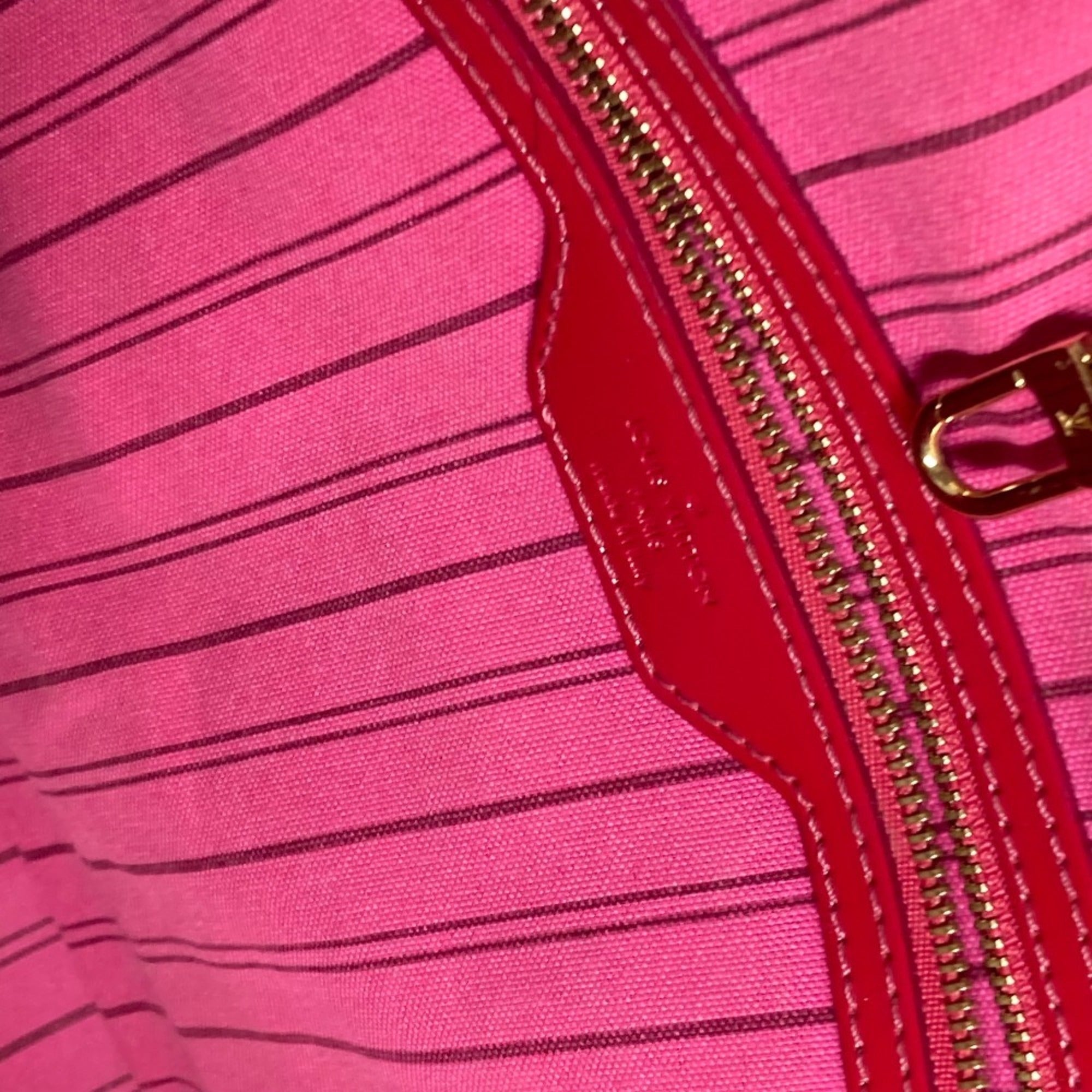 Louis Vuitton Pink Pvc Leather Shoulder Bag Tote Bag (Pre-Owned)