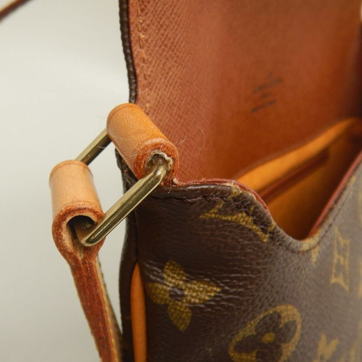 Louis Vuitton Monogram Brown Monogram Shoulder Bag (Pre-Owned)