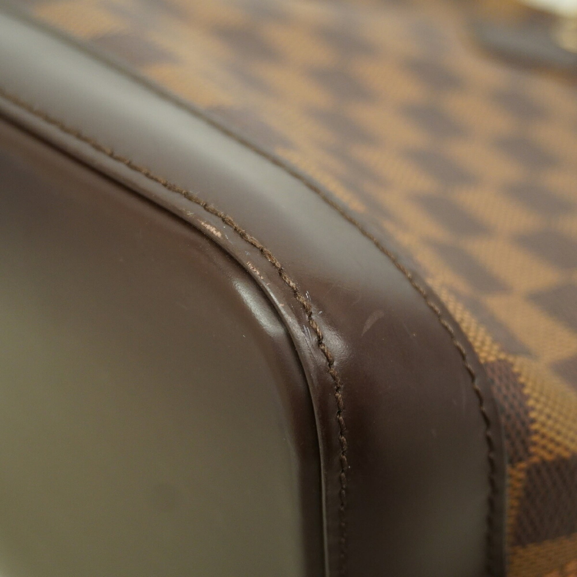 Louis Vuitton Ebene Handbag (Pre-Owned)