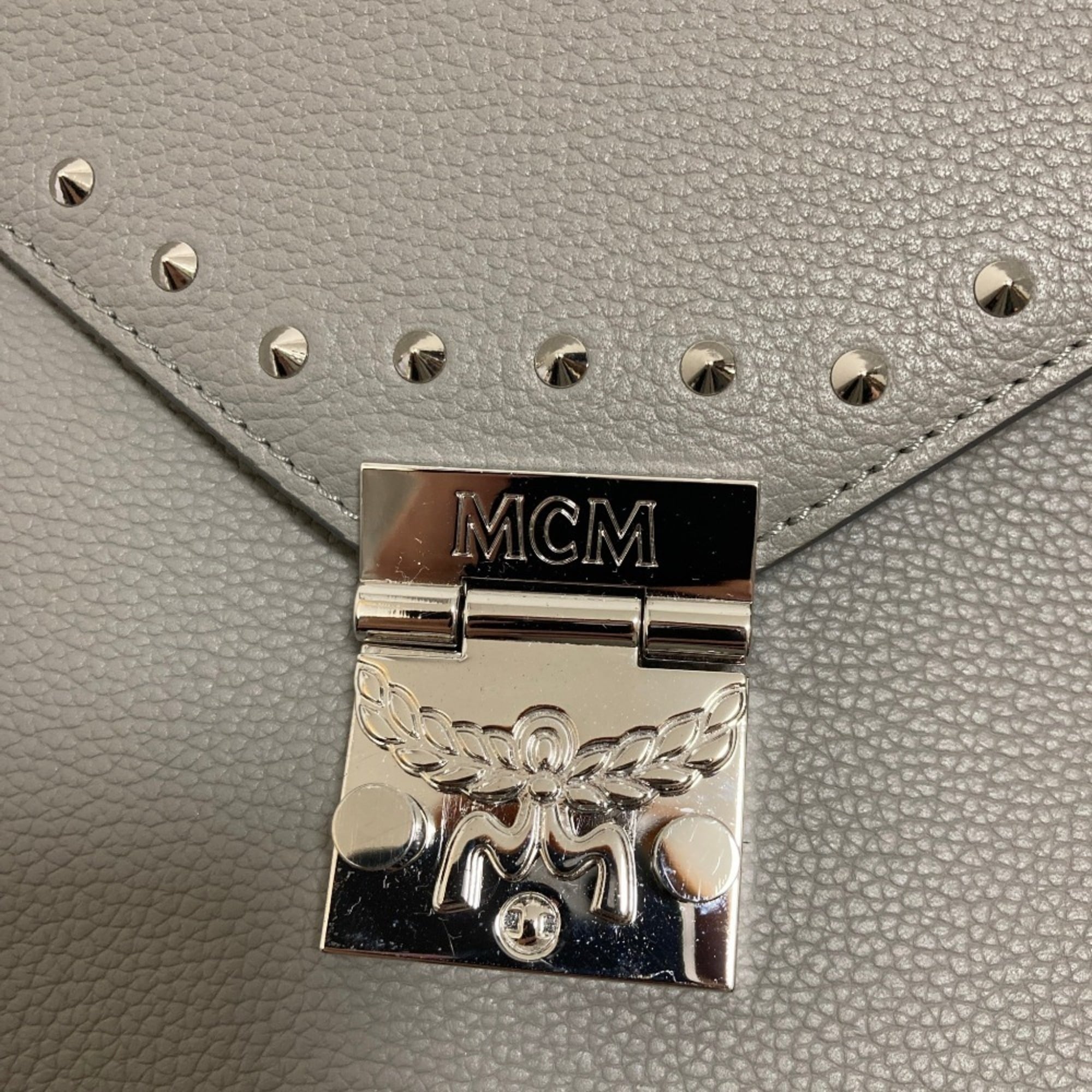 Mcm Gray Leather Shoulder Bag (Pre-Owned)