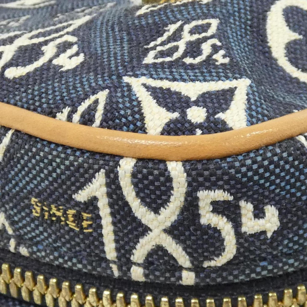 Louis Vuitton Blue Jacquard Handbag (Pre-Owned)