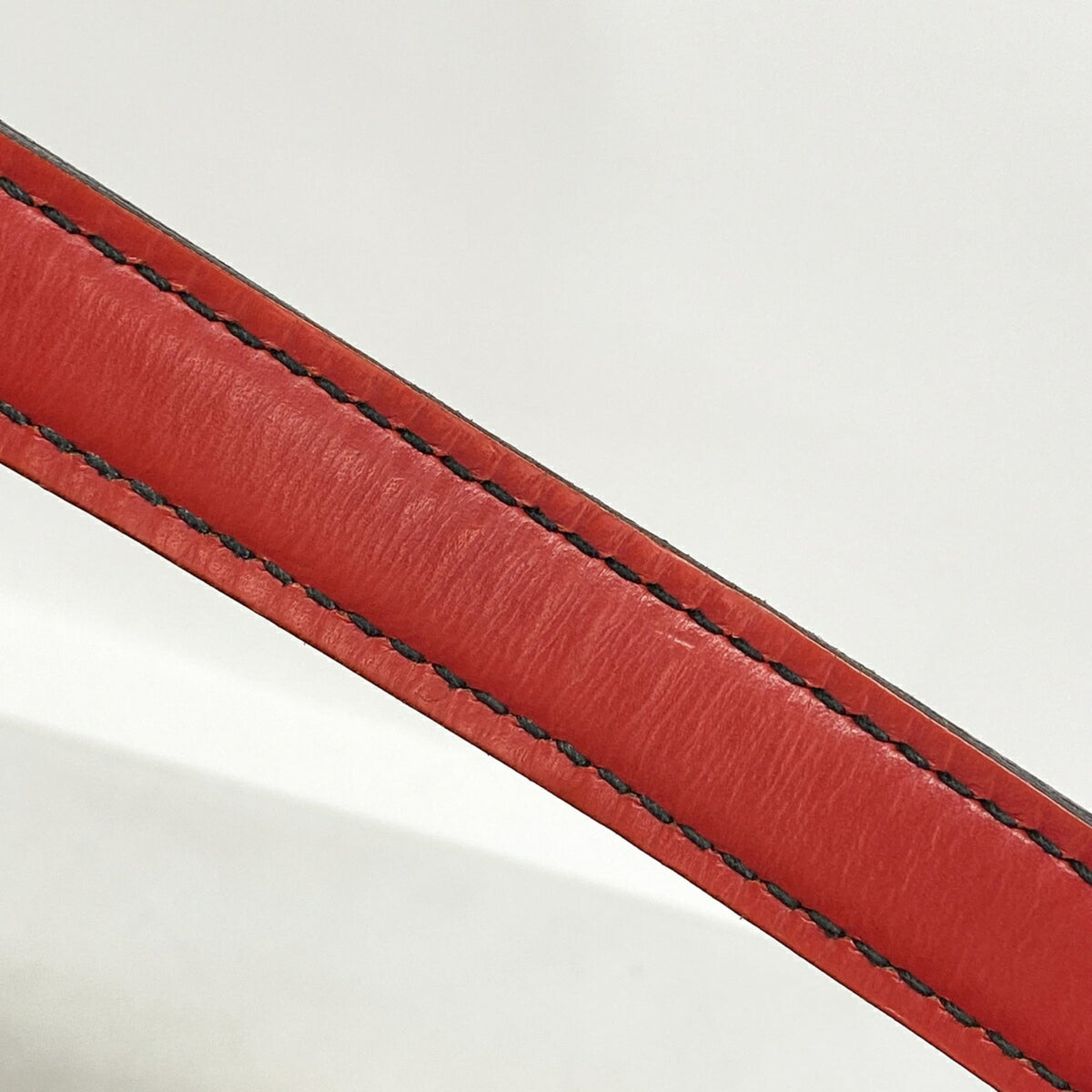 Louis Vuitton Castilian Red Shoulder Bag (Pre-Owned)
