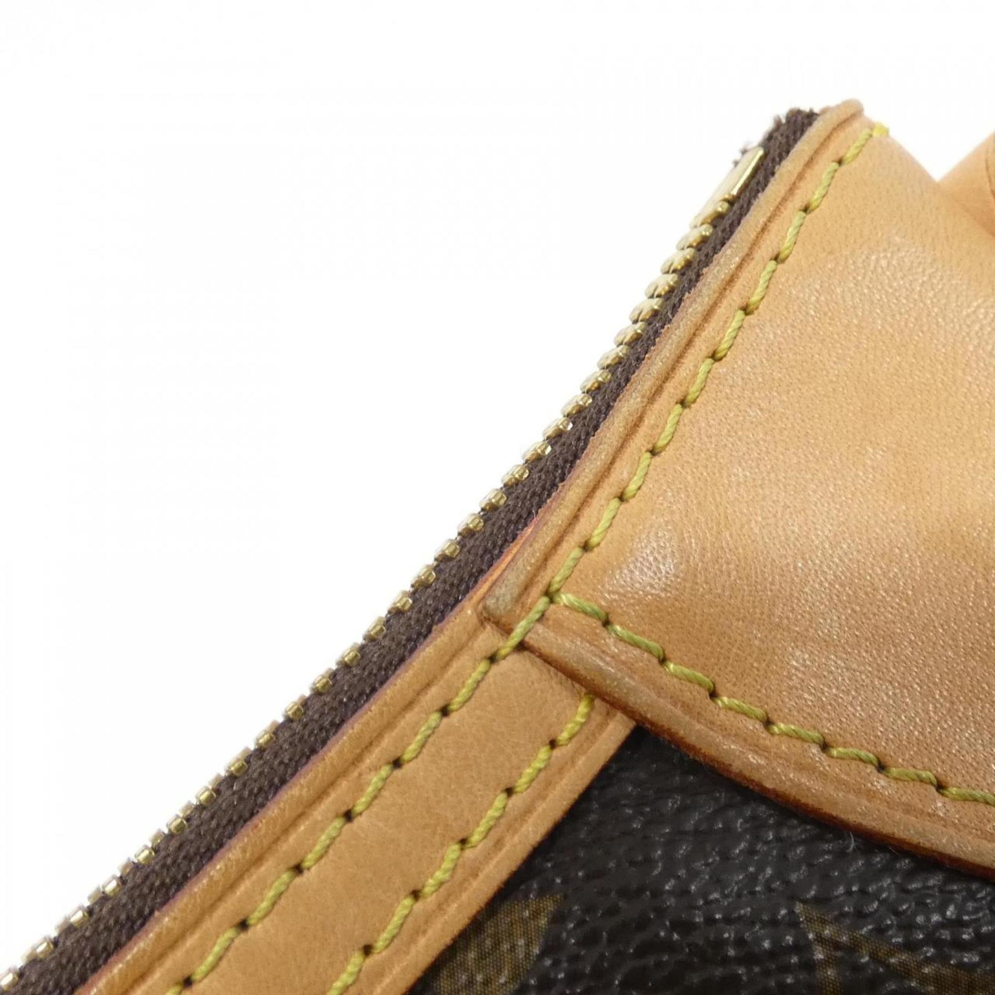 Louis Vuitton Marron Coated Canvas Shoulder Bag (Pre-Owned)