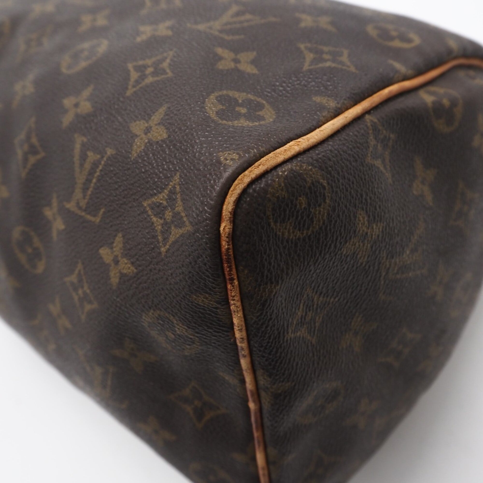 Louis Vuitton Brown Monogram Monogram Leather Handbag (Pre-Owned)