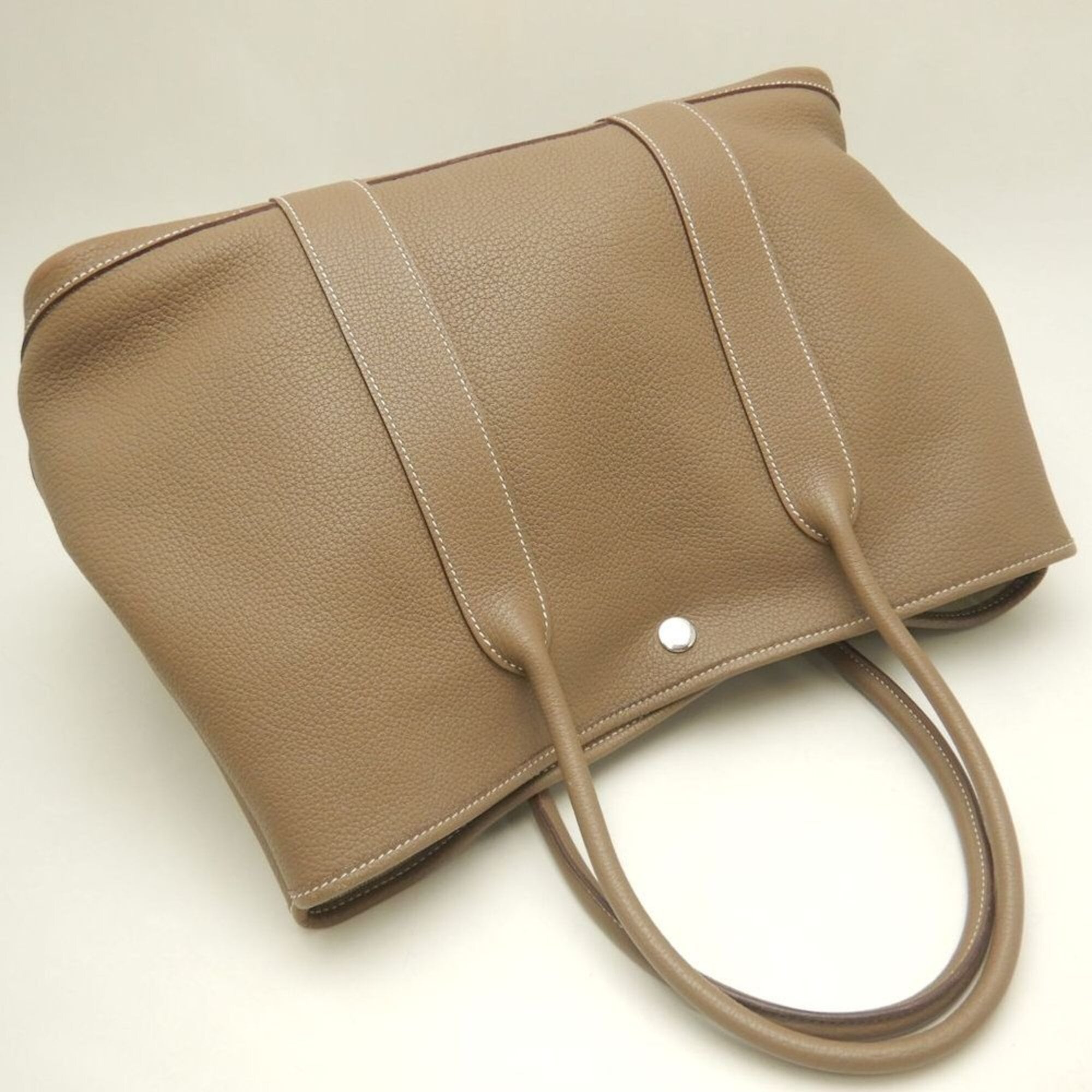 Hermes Etoupe Gray Negonda Leather Handbag (Pre-Owned)