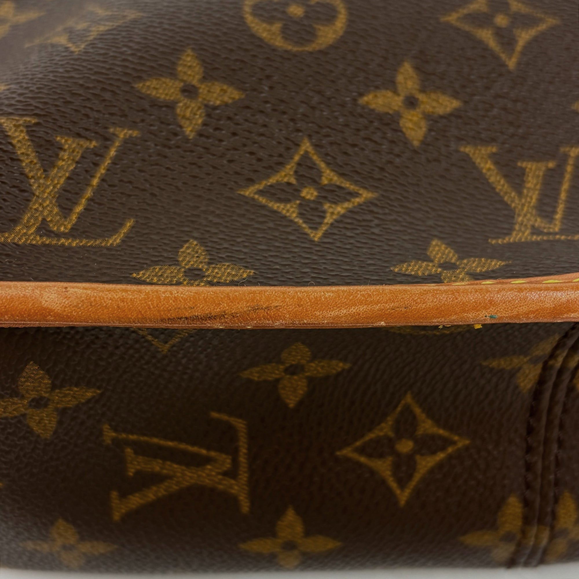 Louis Vuitton Brown Monogram Shoulder Bag (Pre-Owned)