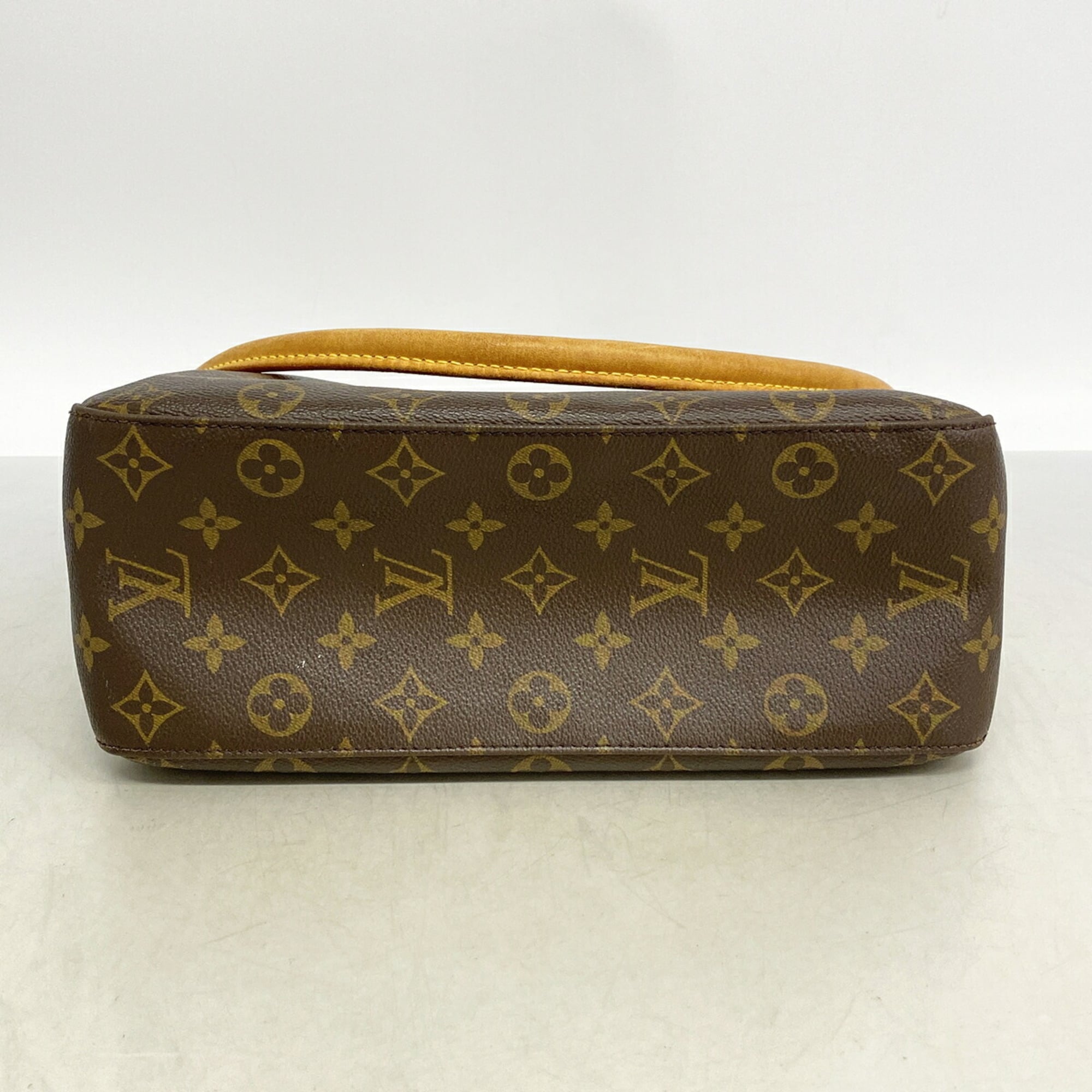 Louis Vuitton Brown Shoulder Bag (Pre-Owned)