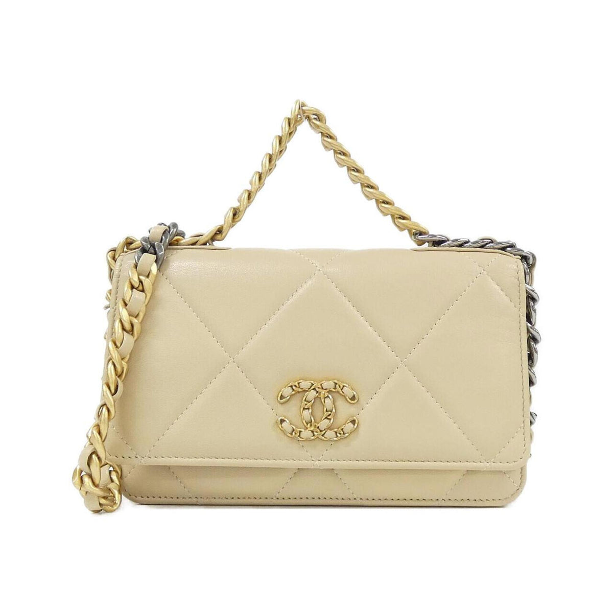 Chanel Beige Leather Chain/Shoulder Wallet (Pre-Owned)