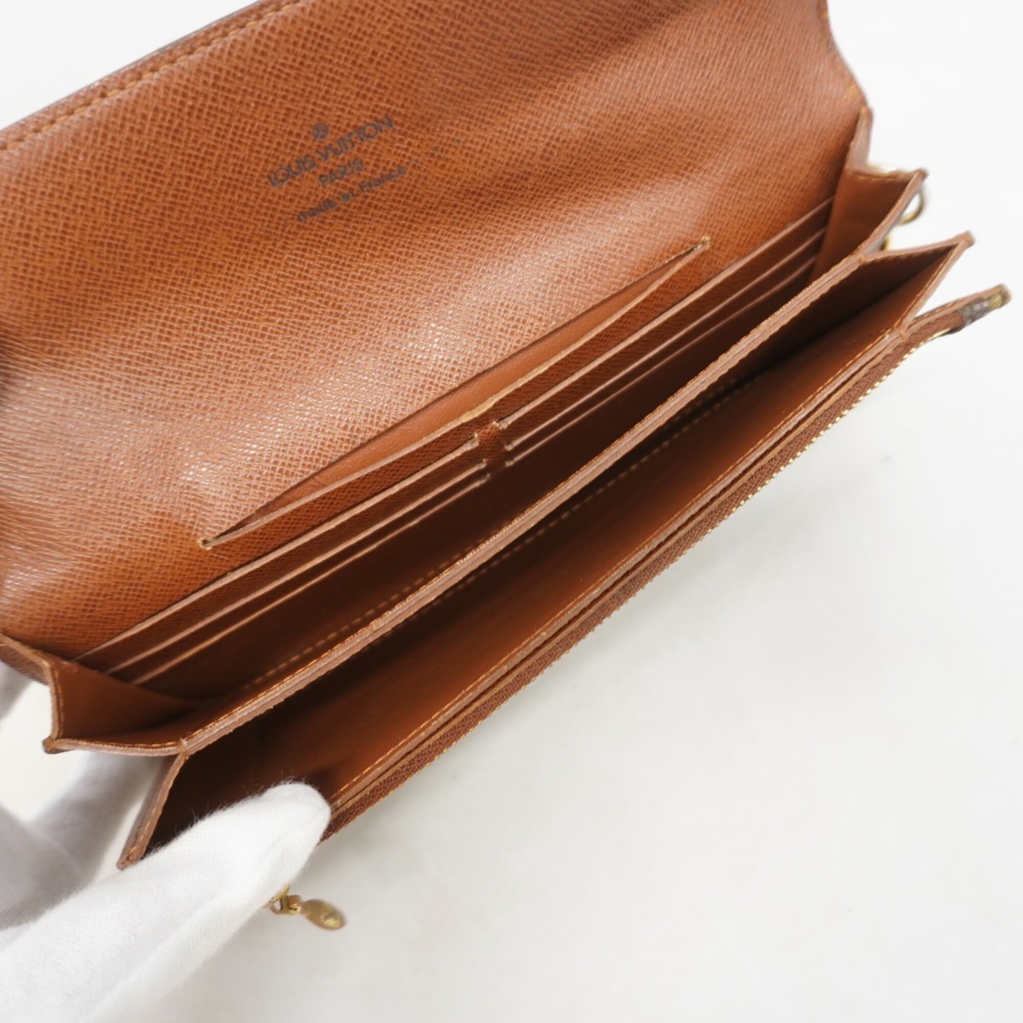 Louis Vuitton Brown Long Wallet (Bi-Fold) (Pre-Owned)