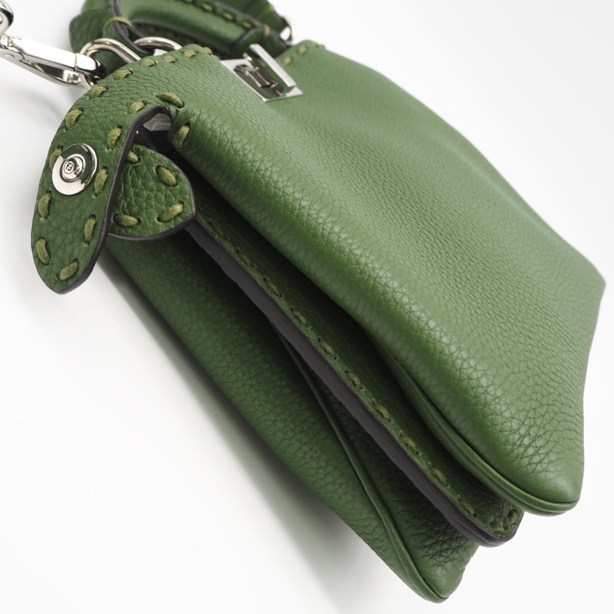 Fendi Selleria Green Leather Handbag (Pre-Owned)