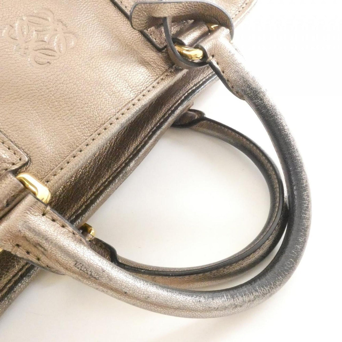 Loewe Bronze Leather Handbag (Pre-Owned)