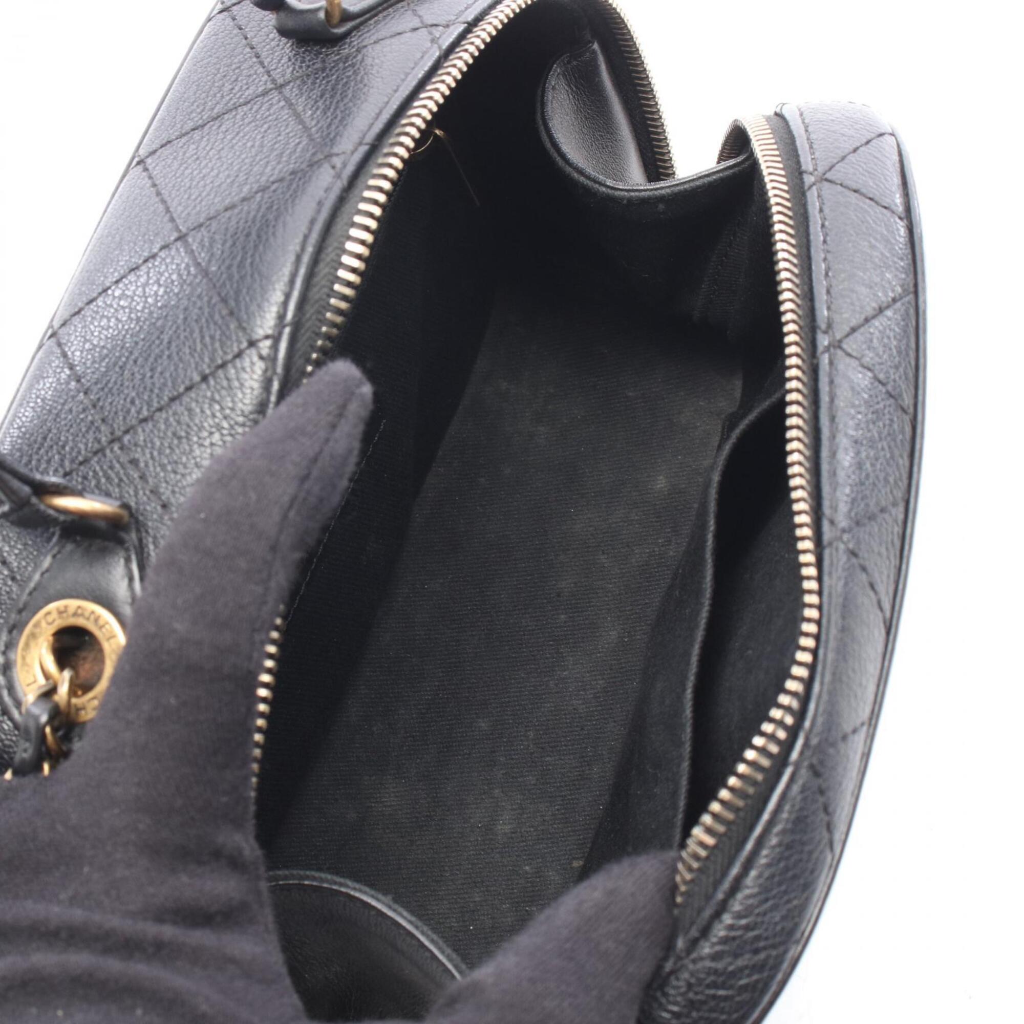 Chanel Black Leather Handbag Shoulder Bag (Pre-Owned)