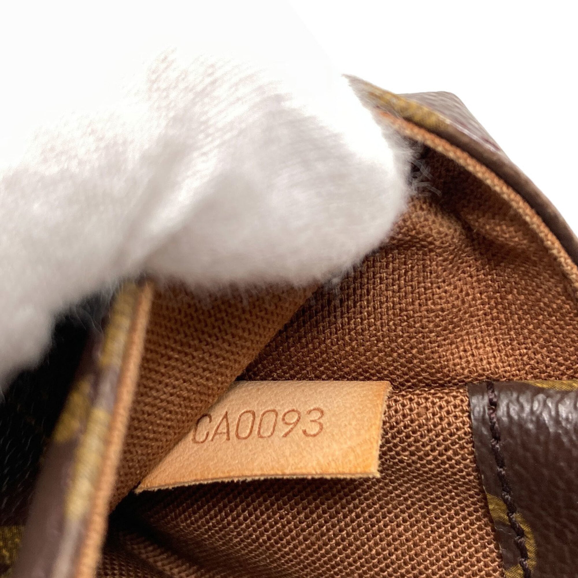 Louis Vuitton Monogram Monogram Pochette Sling Bag (Pre-Owned)