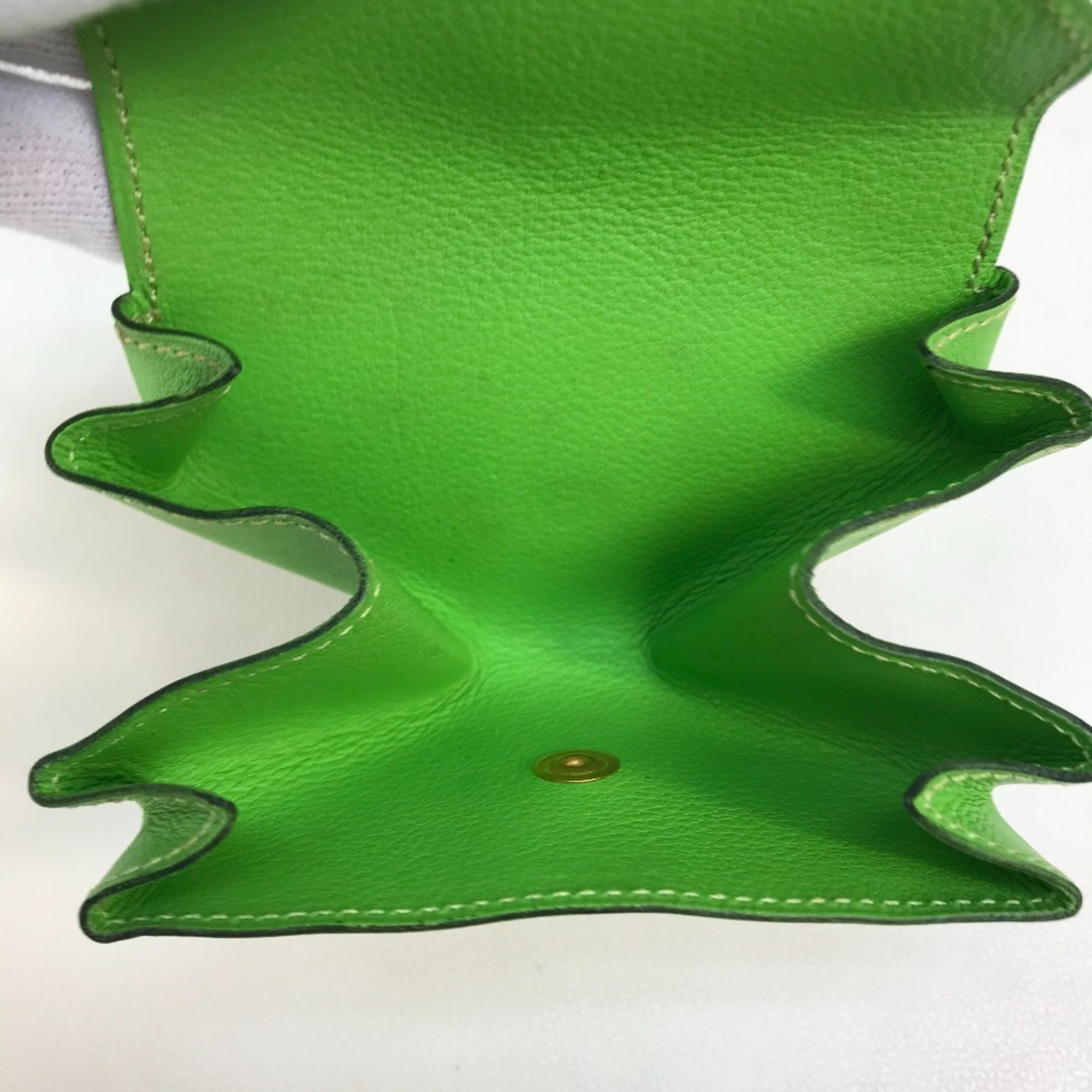 Hermes Le 24 Apple Green Light Green Swift Leather Coin Purse/Coin Case (Pre-Owned)