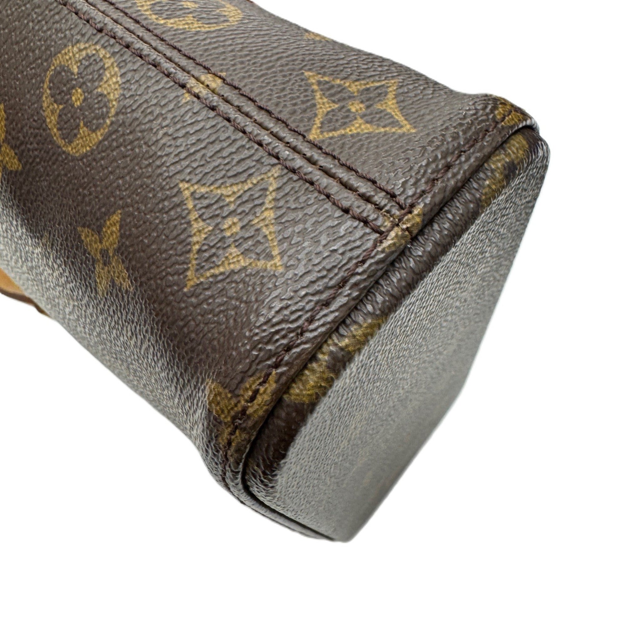 Louis Vuitton Brown Monogram Canvas Handbag (Pre-Owned)
