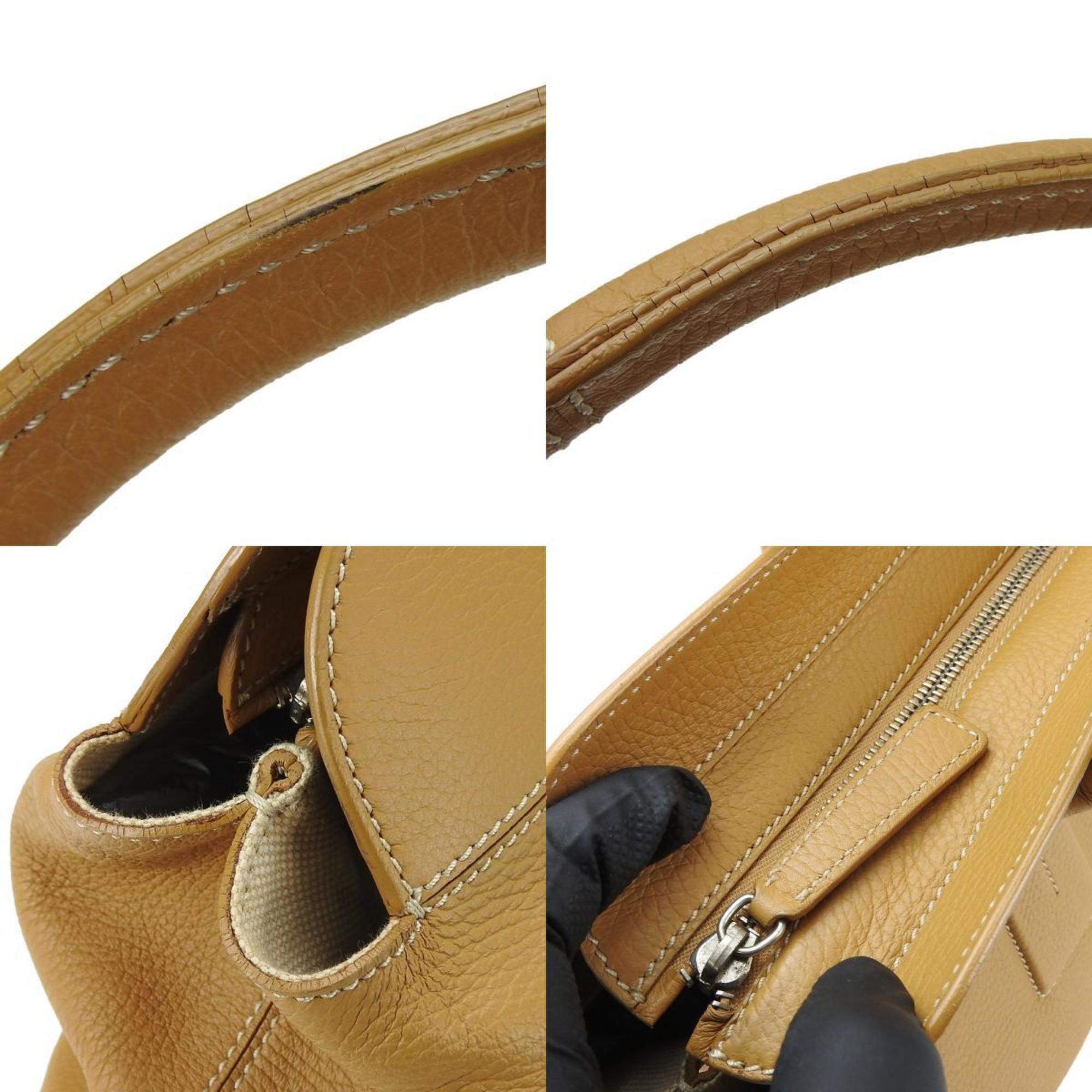 Tod's Beige Leather Tote Bag (Pre-Owned)