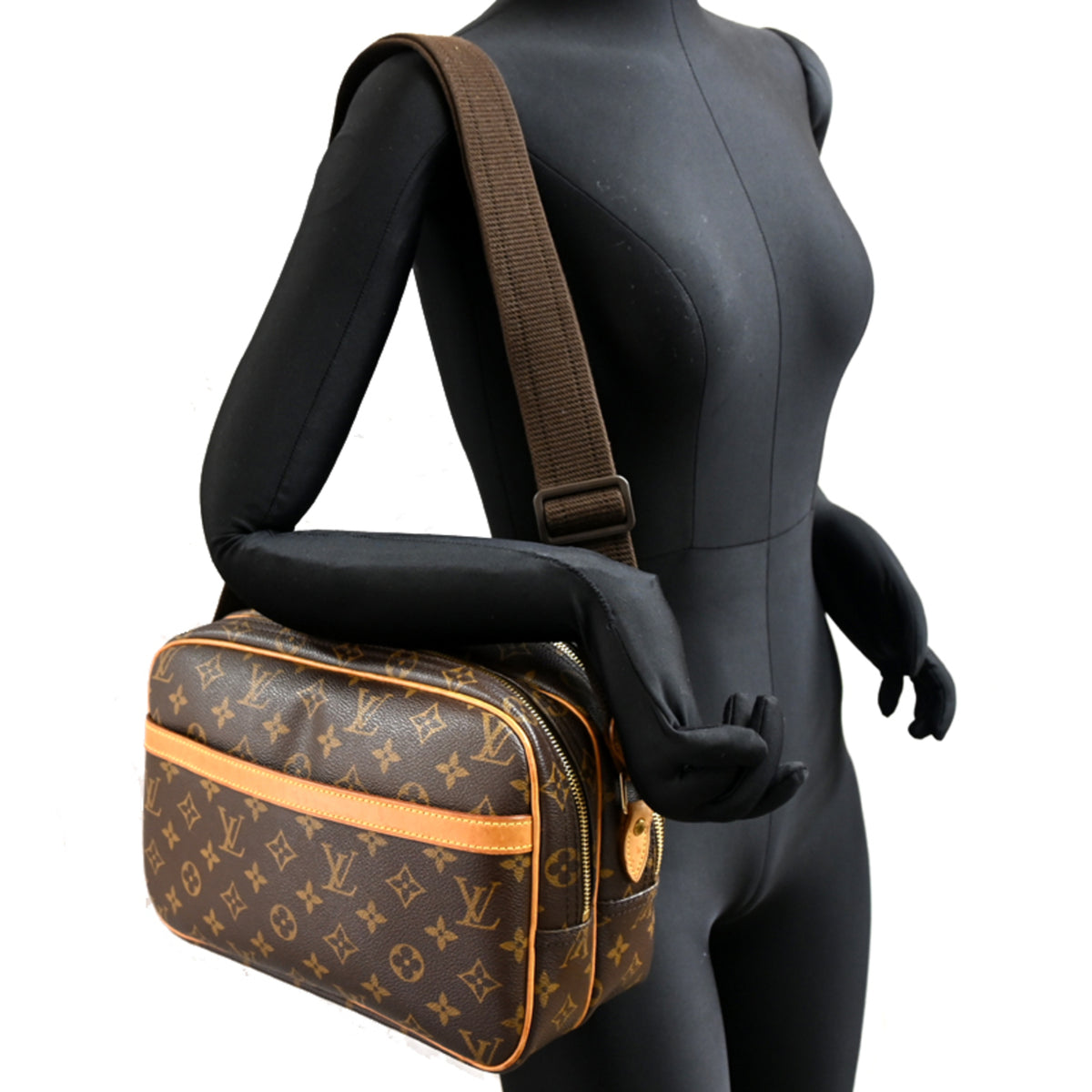 Louis Vuitton Brown Monogram Shoulder Bag (Pre-Owned)