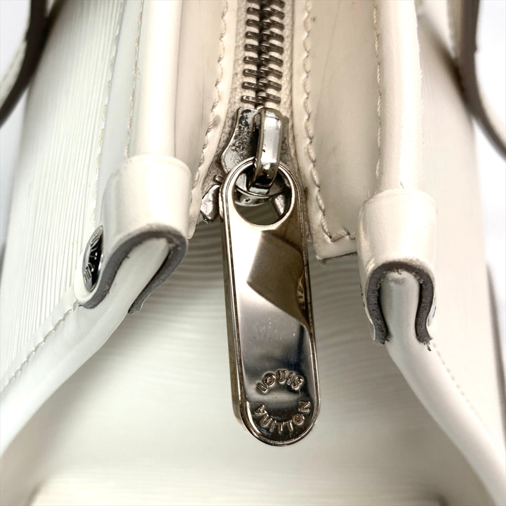 Louis Vuitton Beige Lv Off White Epi Leather Shoulder Bag (Pre-Owned)