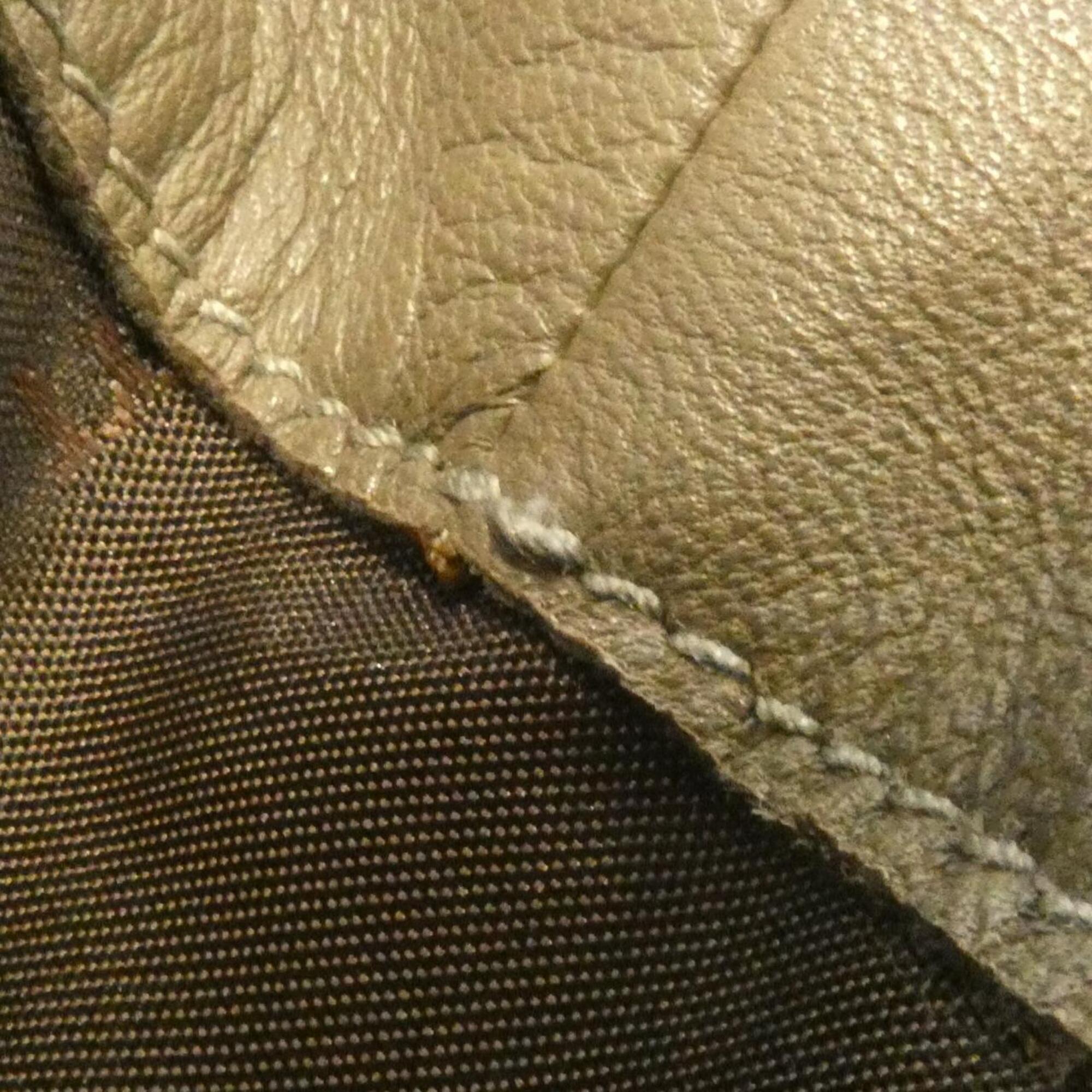 Loewe Gray Leather Handbag (Pre-Owned)