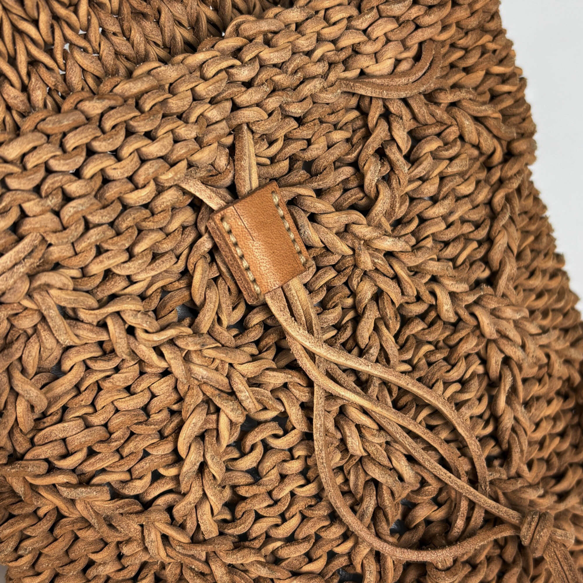Chanel Brown Leather Shoulder Bag (Pre-Owned)