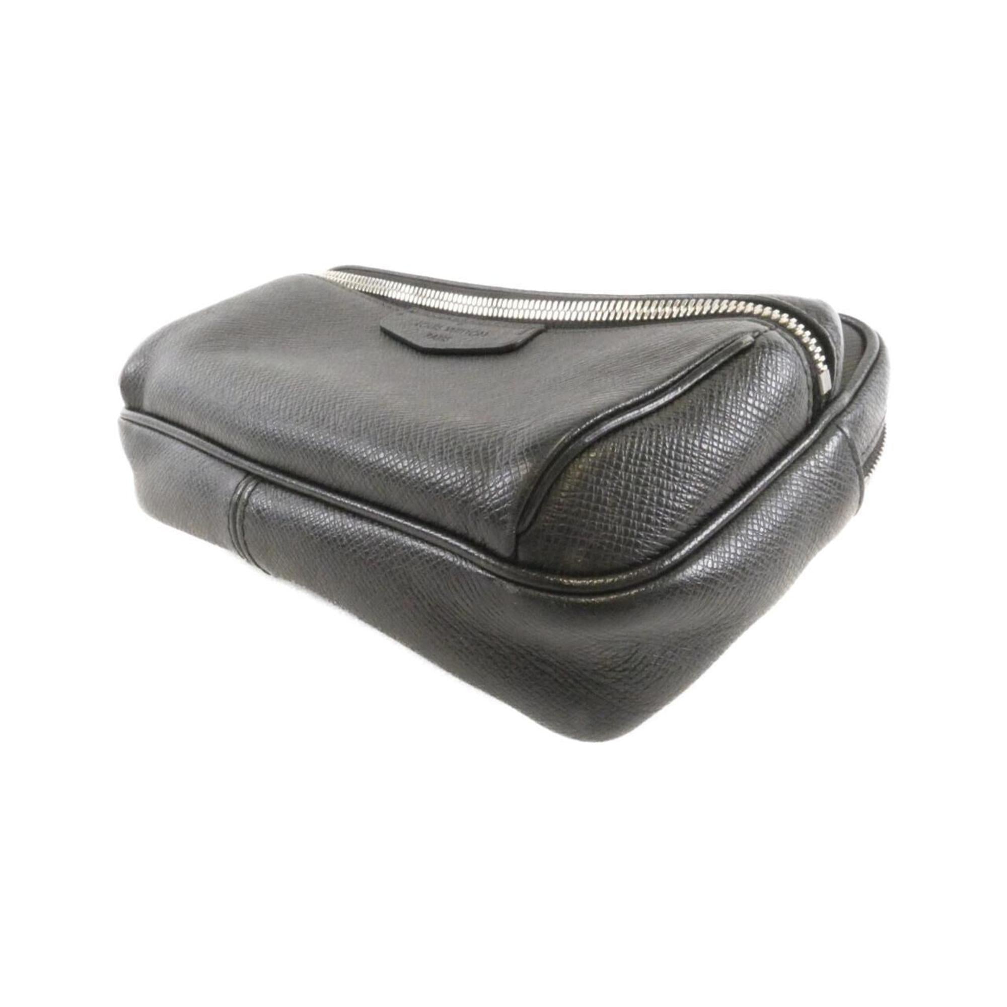 Louis Vuitton Taiga Black Taiga Leather Shoulder Bag (Pre-Owned)