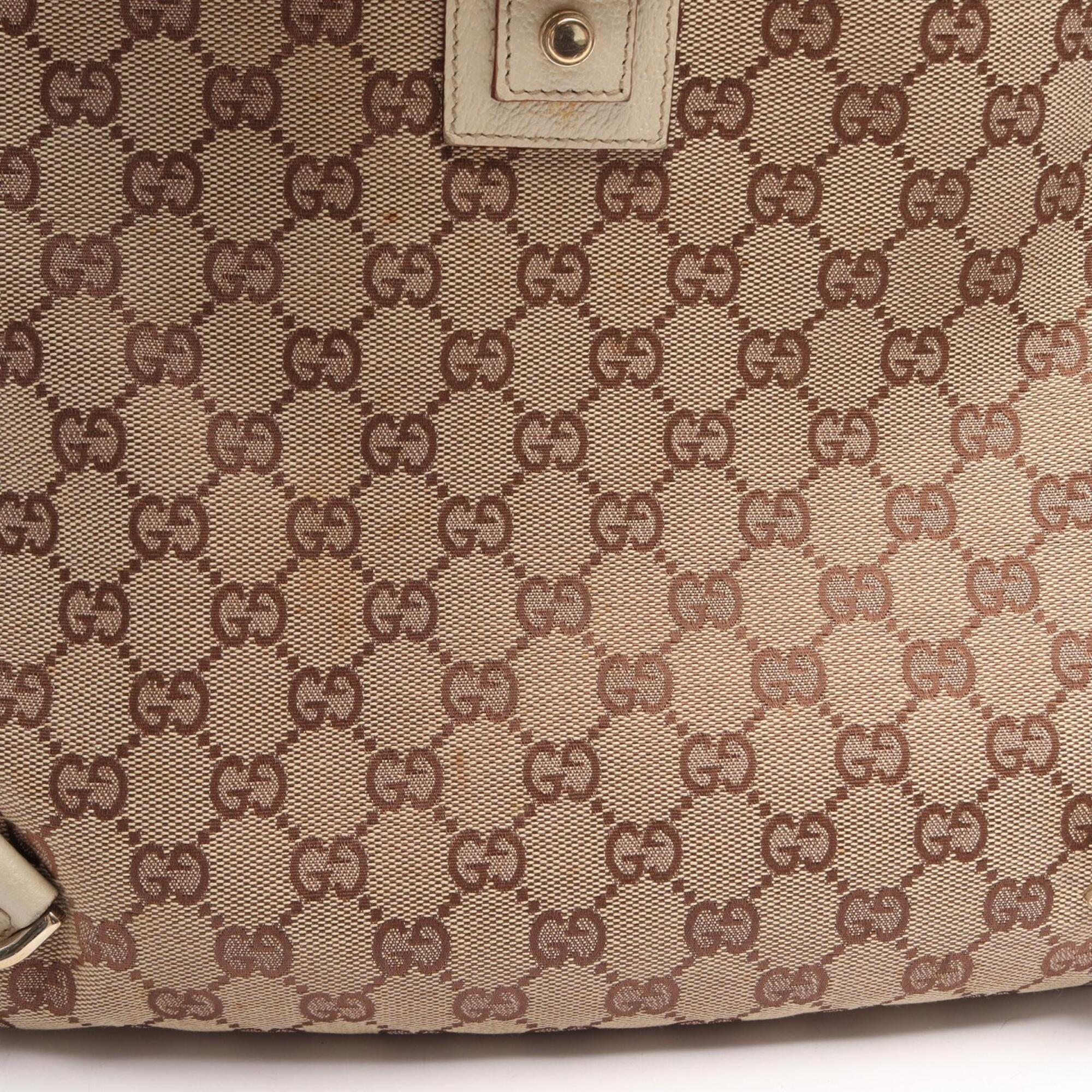 Gucci Beige White Gg Canvas Handbag Shoulder Bag (Pre-Owned)