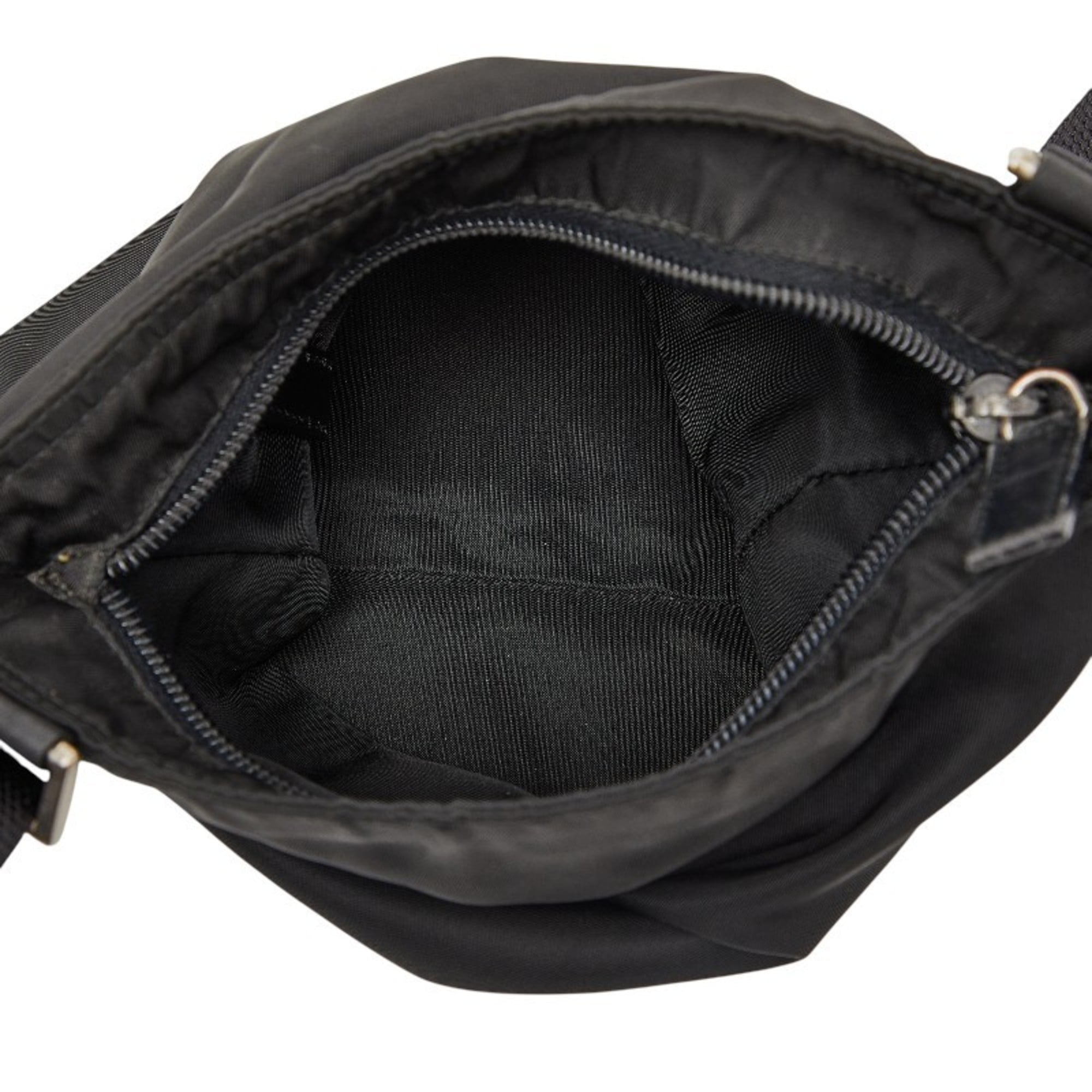 Prada Black Nylon Shoulder Bag (Pre-Owned)