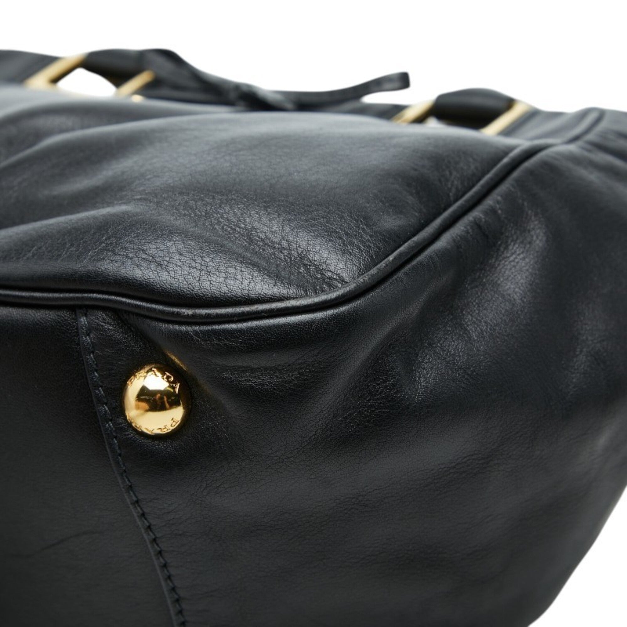 Prada Black Leather Handbag Shoulder Bag (Pre-Owned)