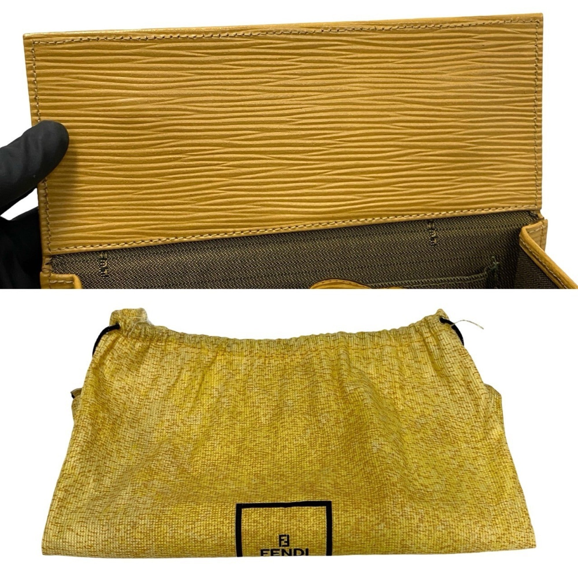 Fendi Beige Leather Handbag Pochette Shoulder Bag (Pre-Owned)